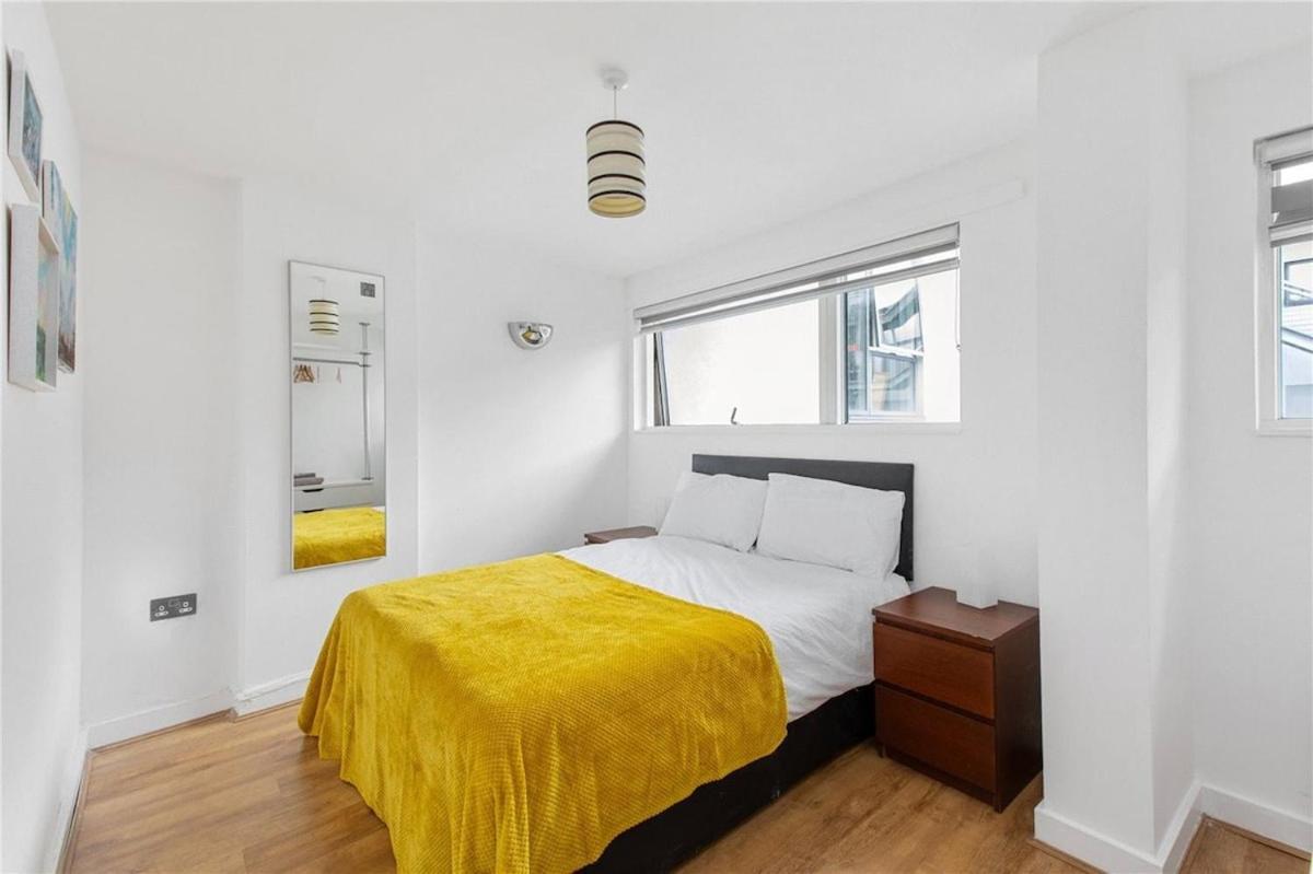 Regents Canal Apartment *
