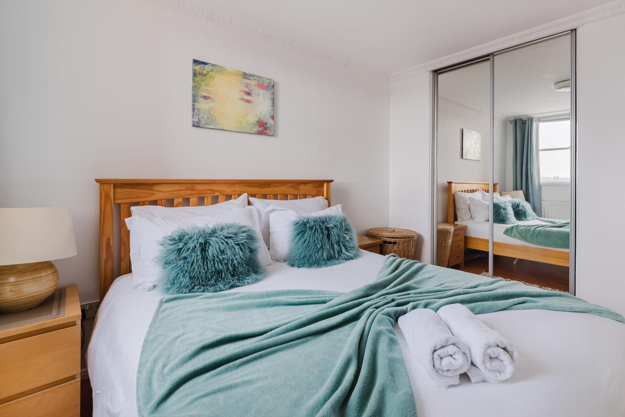 Hyde Park,2 Bedrooms 2bathrooms, Perfect For Families!