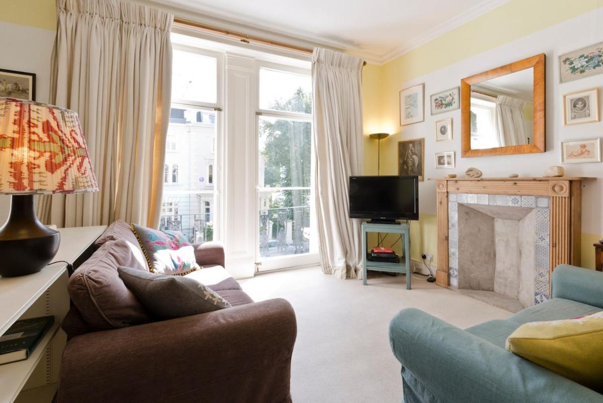 Appartement Notting Hill Charm -sleeps 5 - Urban Retreat Londen