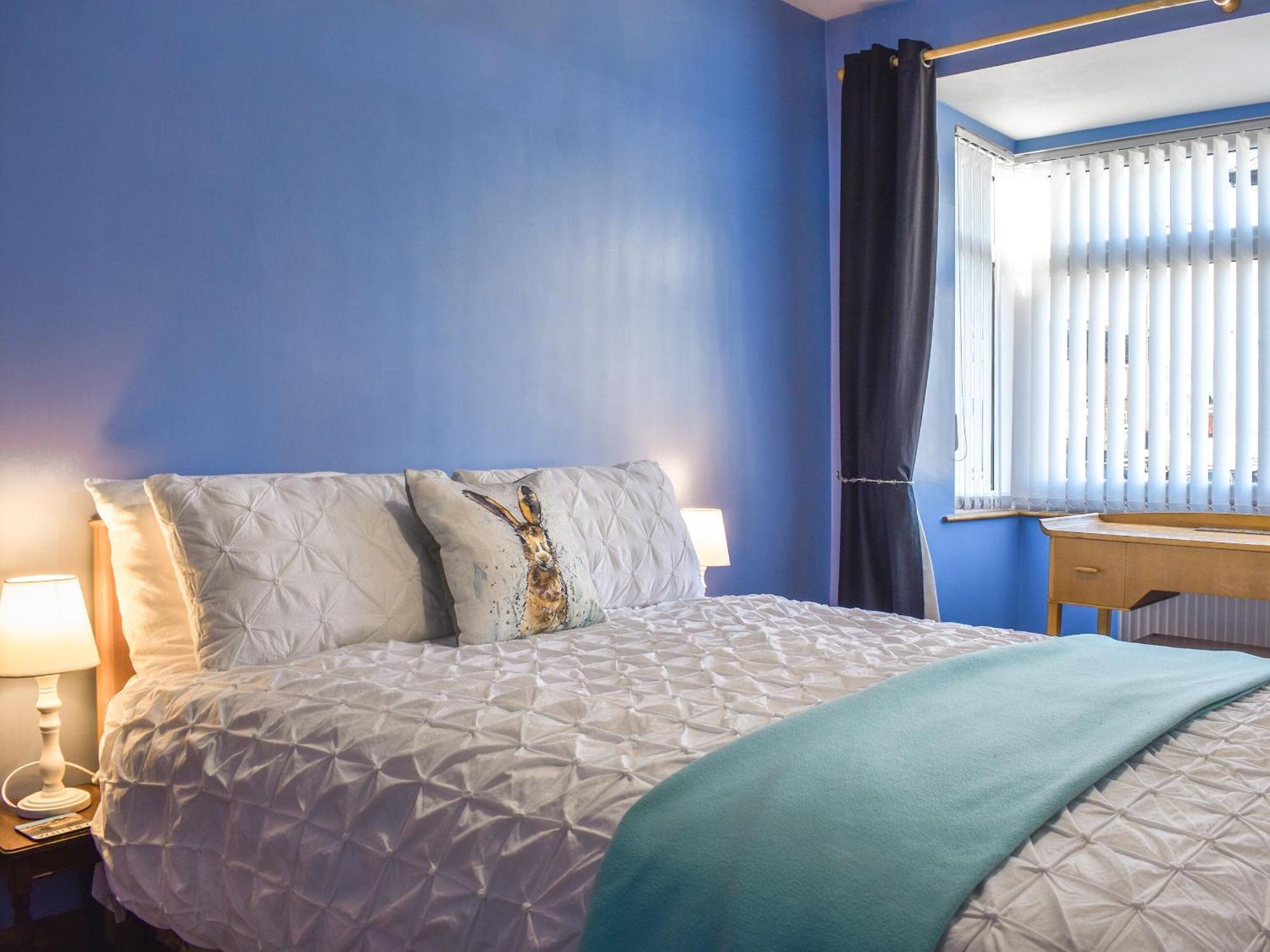 Railway Sleepers Holiday home London