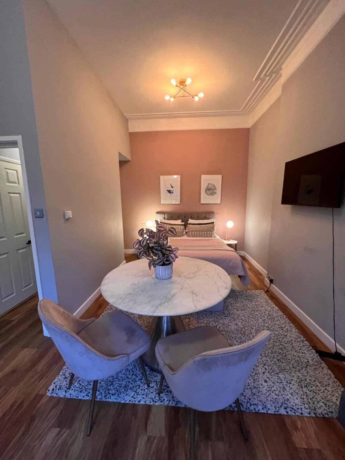Appartement Stylish For 3 Near Regents Park N4 Londen