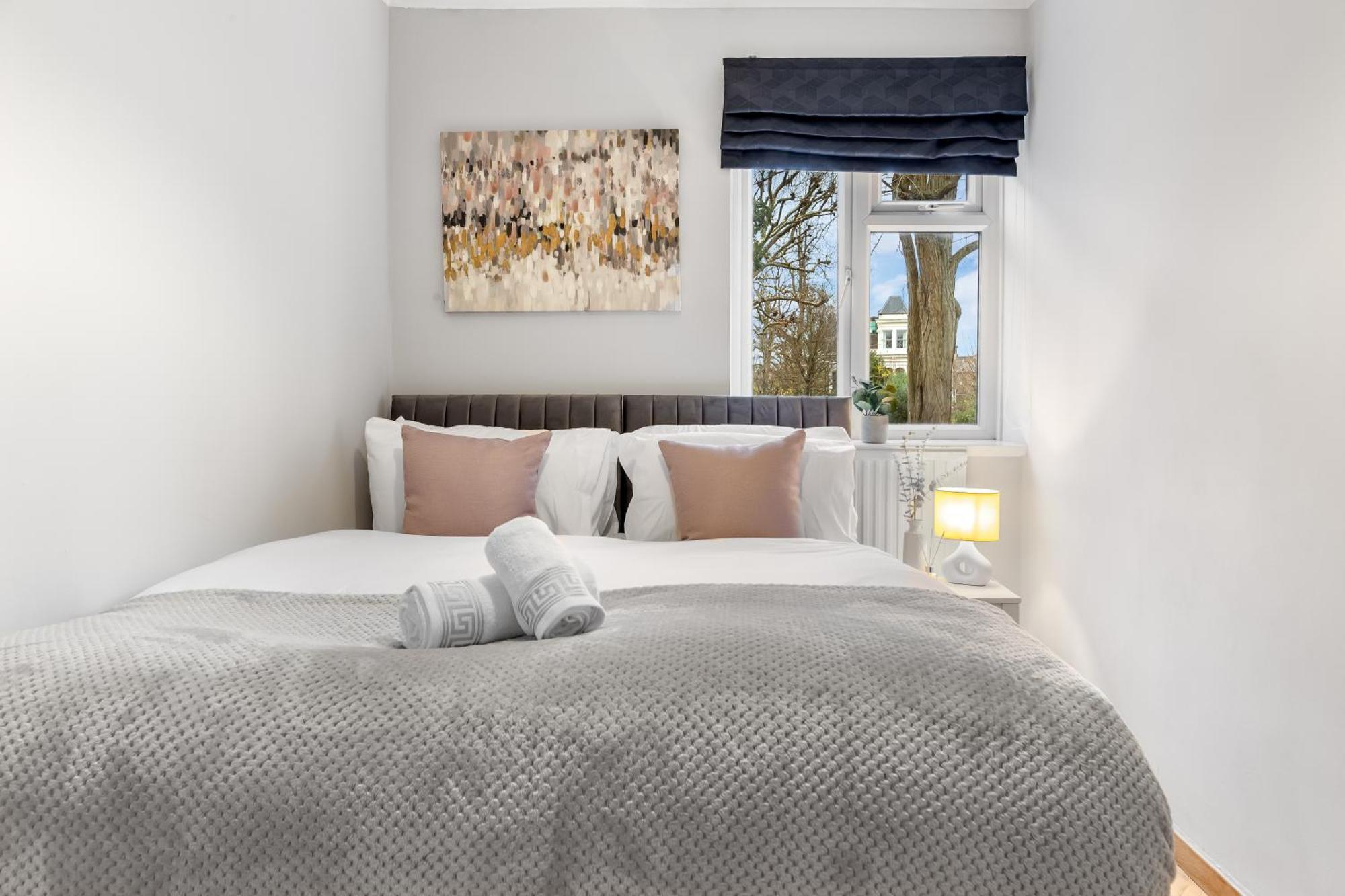 Apartment Elegant Retreat - Sleeps 6 - Close To Putney & Stamford Bridge