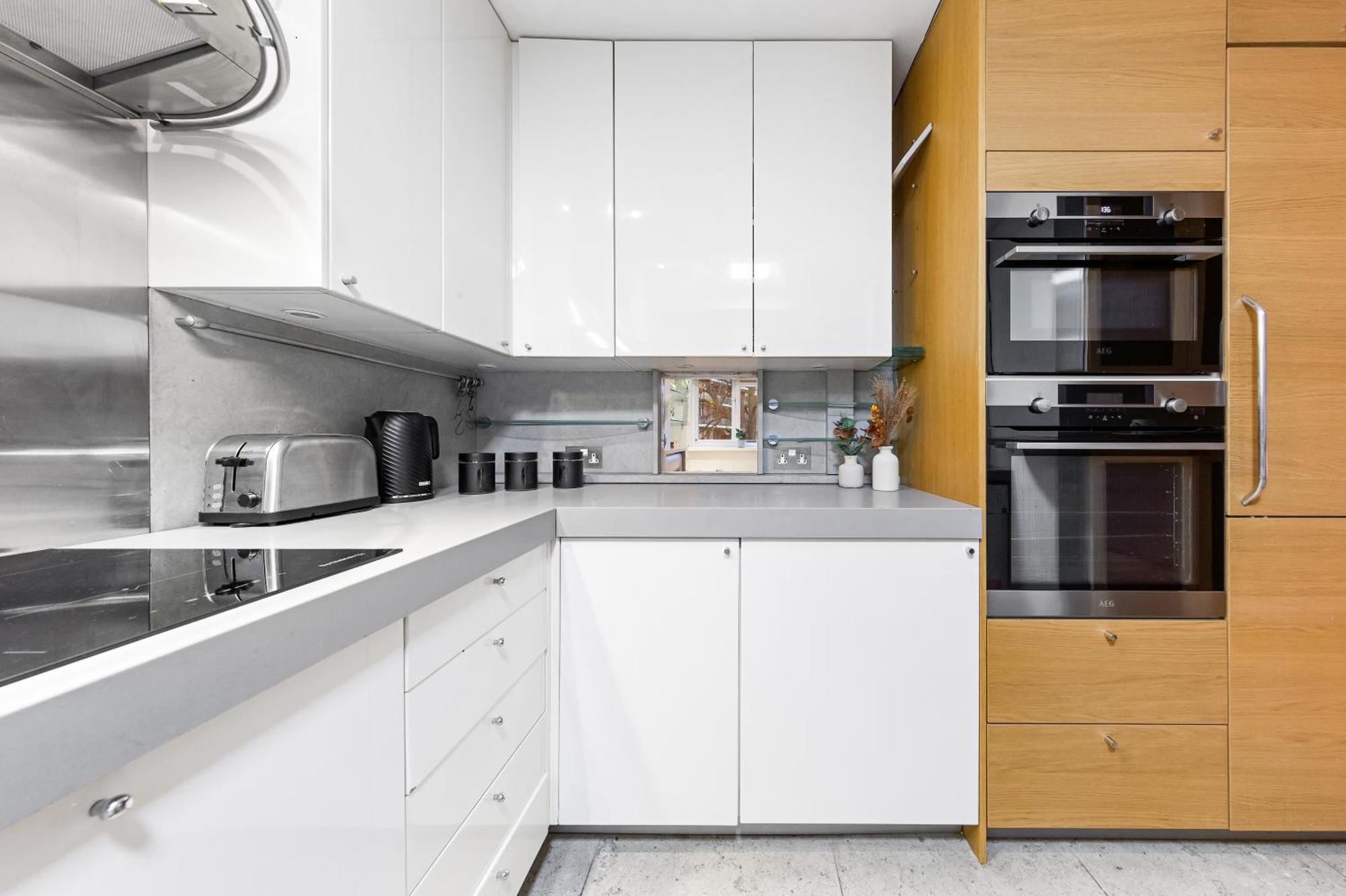 Apartment Elegant Retreat - Sleeps 6 - Close To Putney & Stamford Bridge London