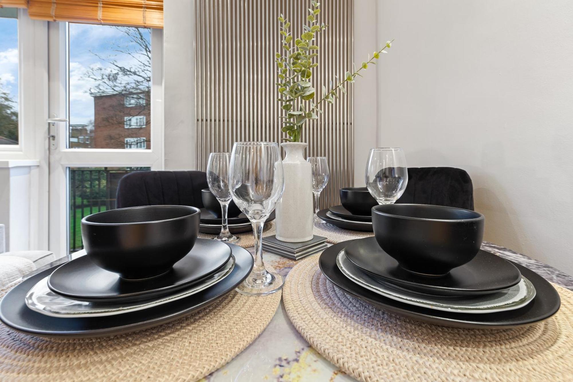Apartment Elegant Retreat - Sleeps 6 - Close To Putney & Stamford Bridge London