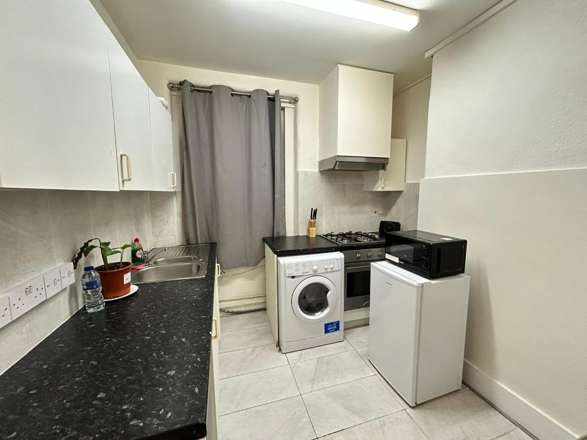 Apartment Ground Floor One Bedroom Flat *