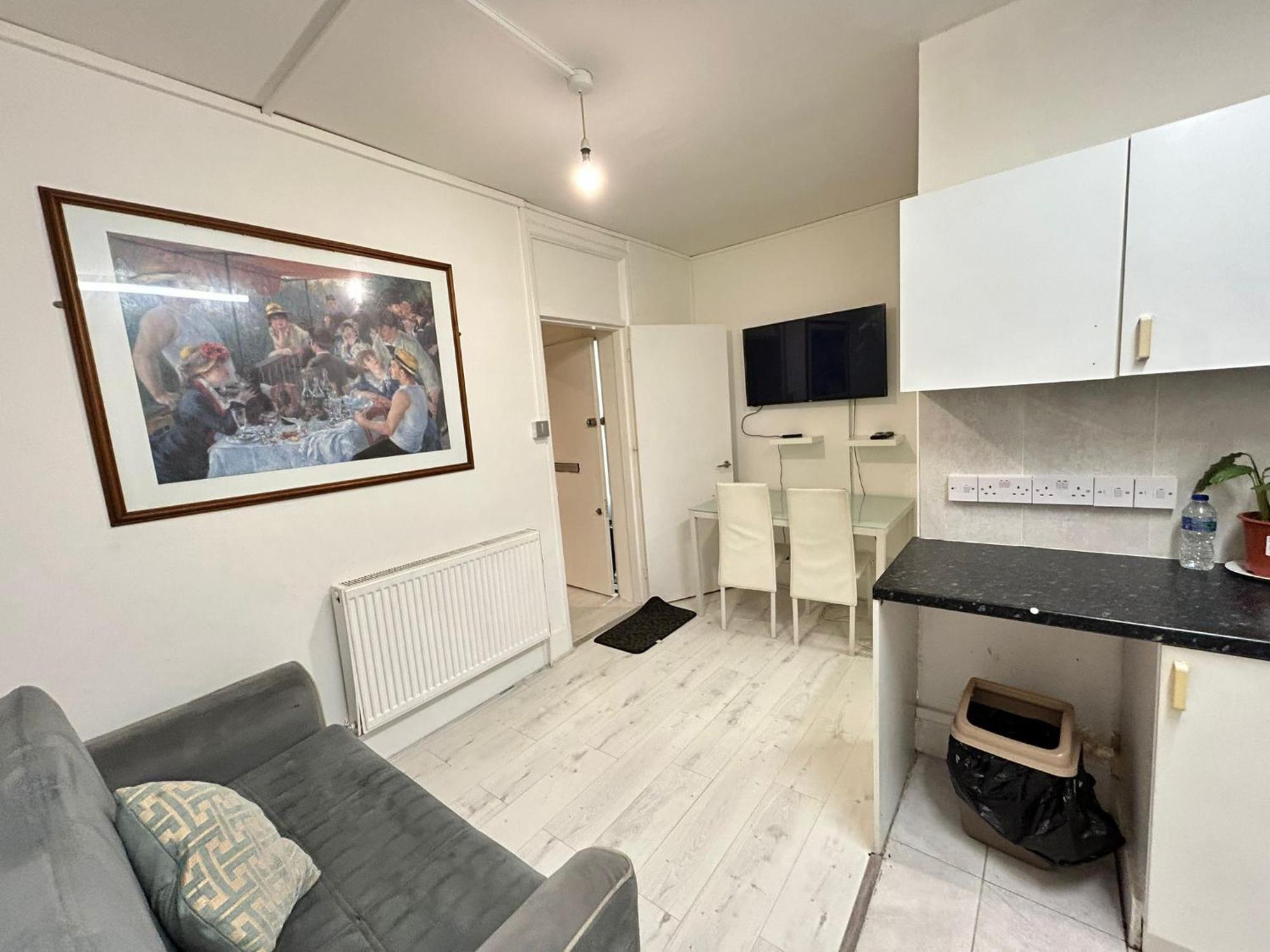 Apartment Ground Floor One Bedroom Flat