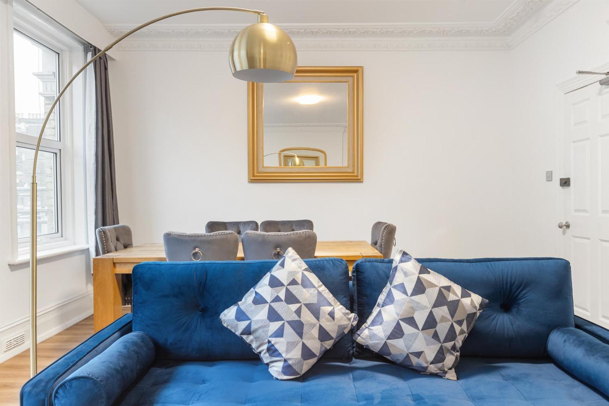 Apartamento Modern 5-bedroom Fulham Flat - Sleeps 12 Londres