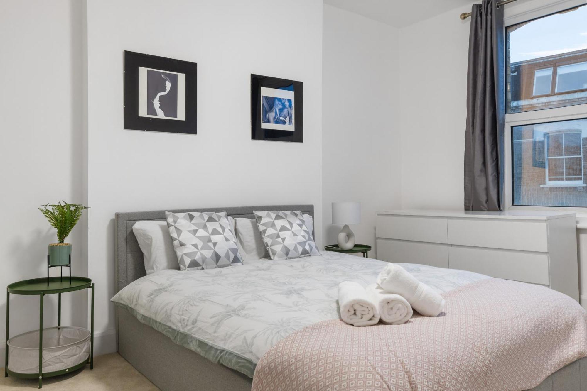 Apartamento Modern 5-bedroom Fulham Flat - Sleeps 12 Londres