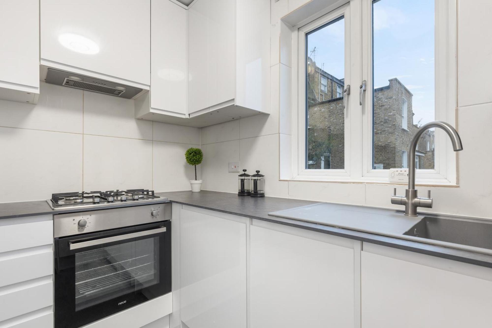 Apartamento Modern 5-bedroom Fulham Flat - Sleeps 12 Londres