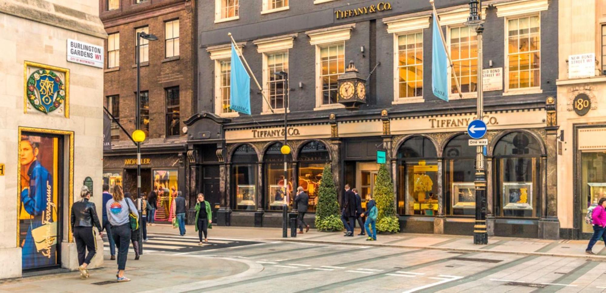 3 Million Pound Super Prime Bond Street Mayfair Sleeps 6 *