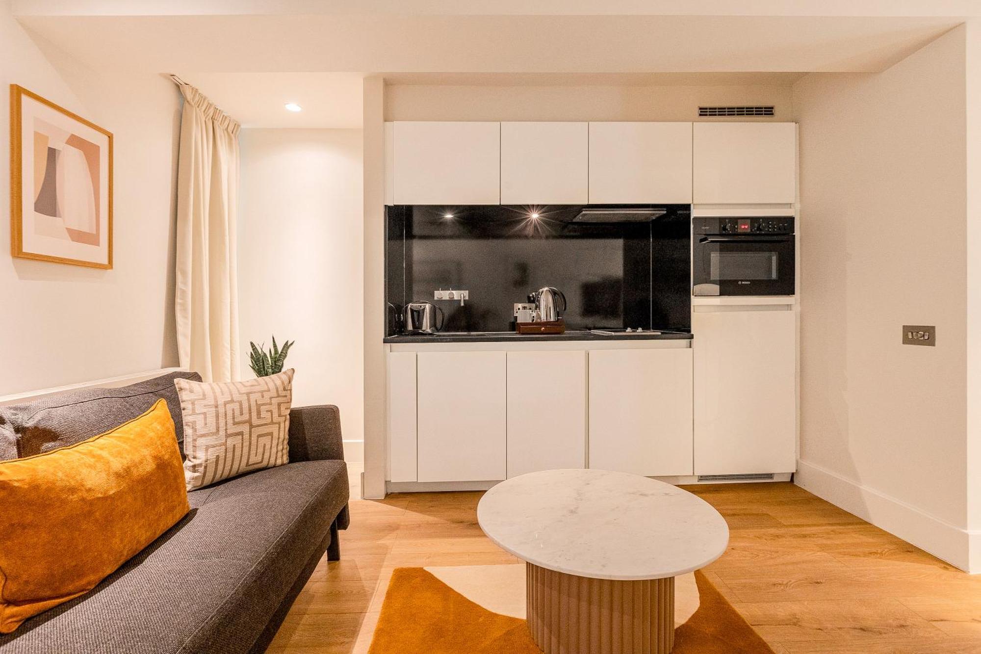 Stylish 1br Duplex, 3 Minutes Blackfriars Station