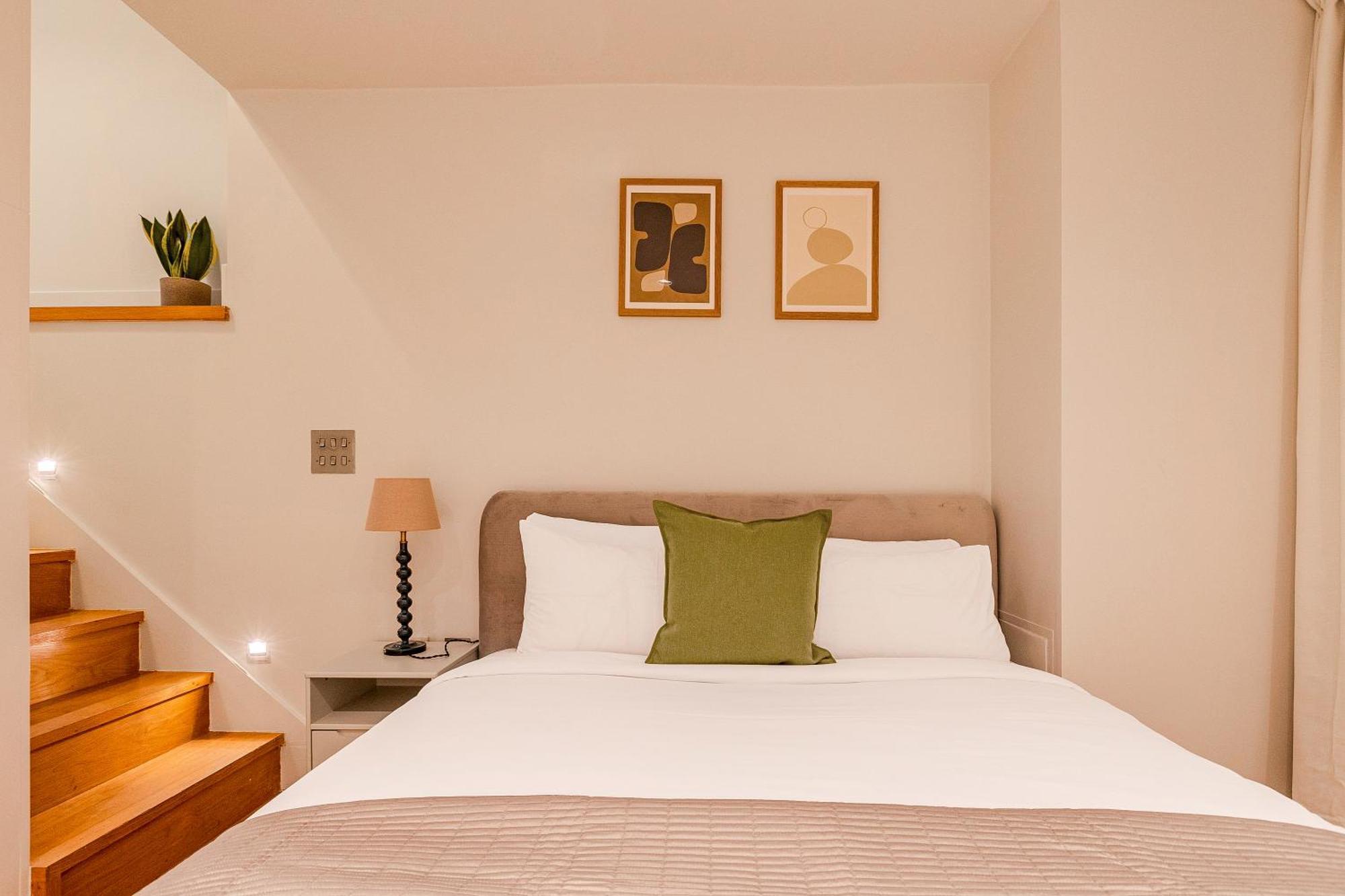 Stylish 1br Duplex, 3 Minutes Blackfriars Station * London
