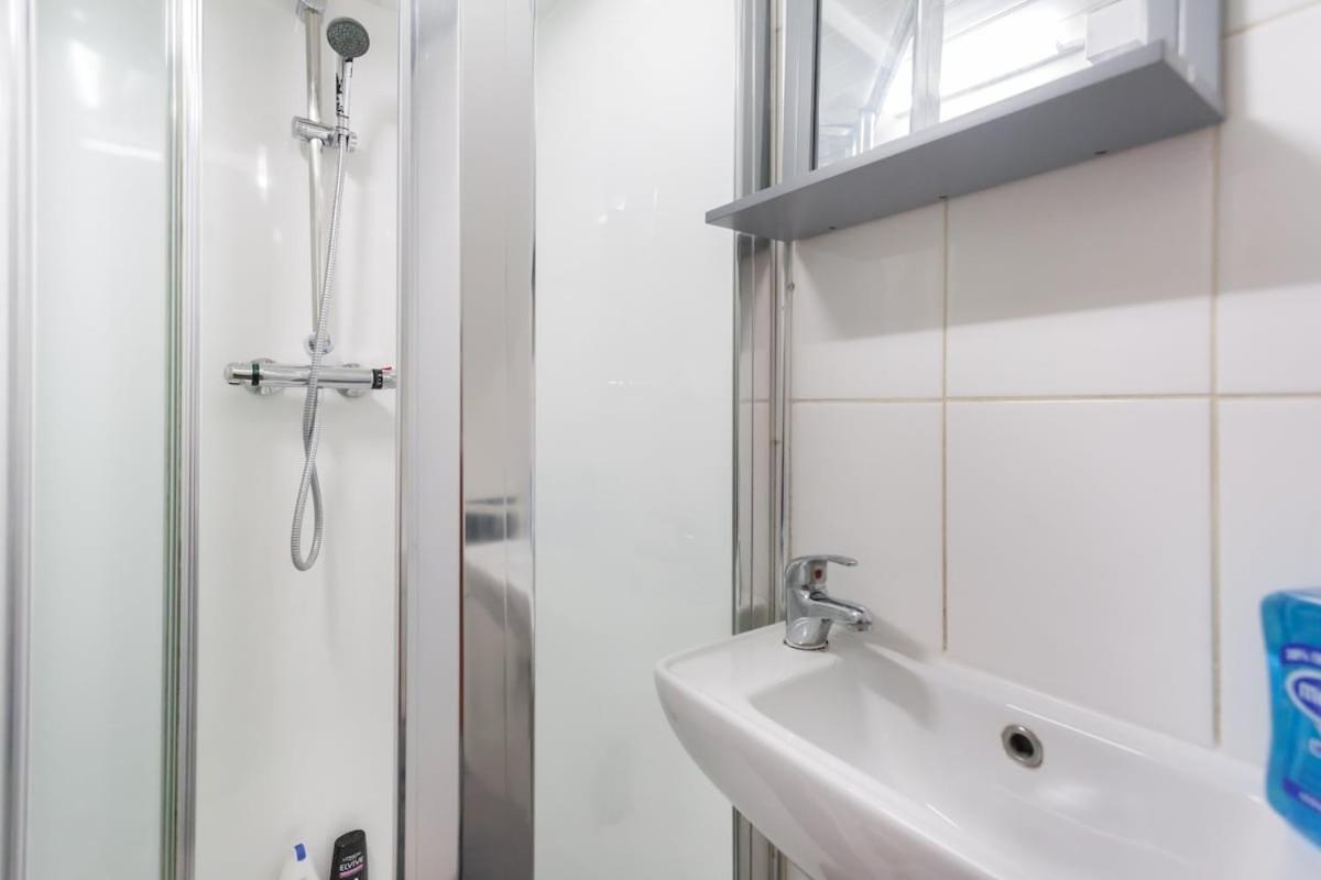 Cozy Near Hyde Park London