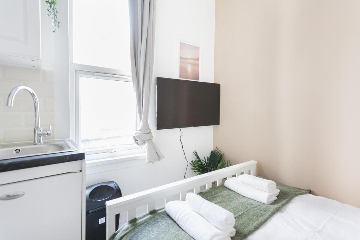 Cozy Near Hyde Park *