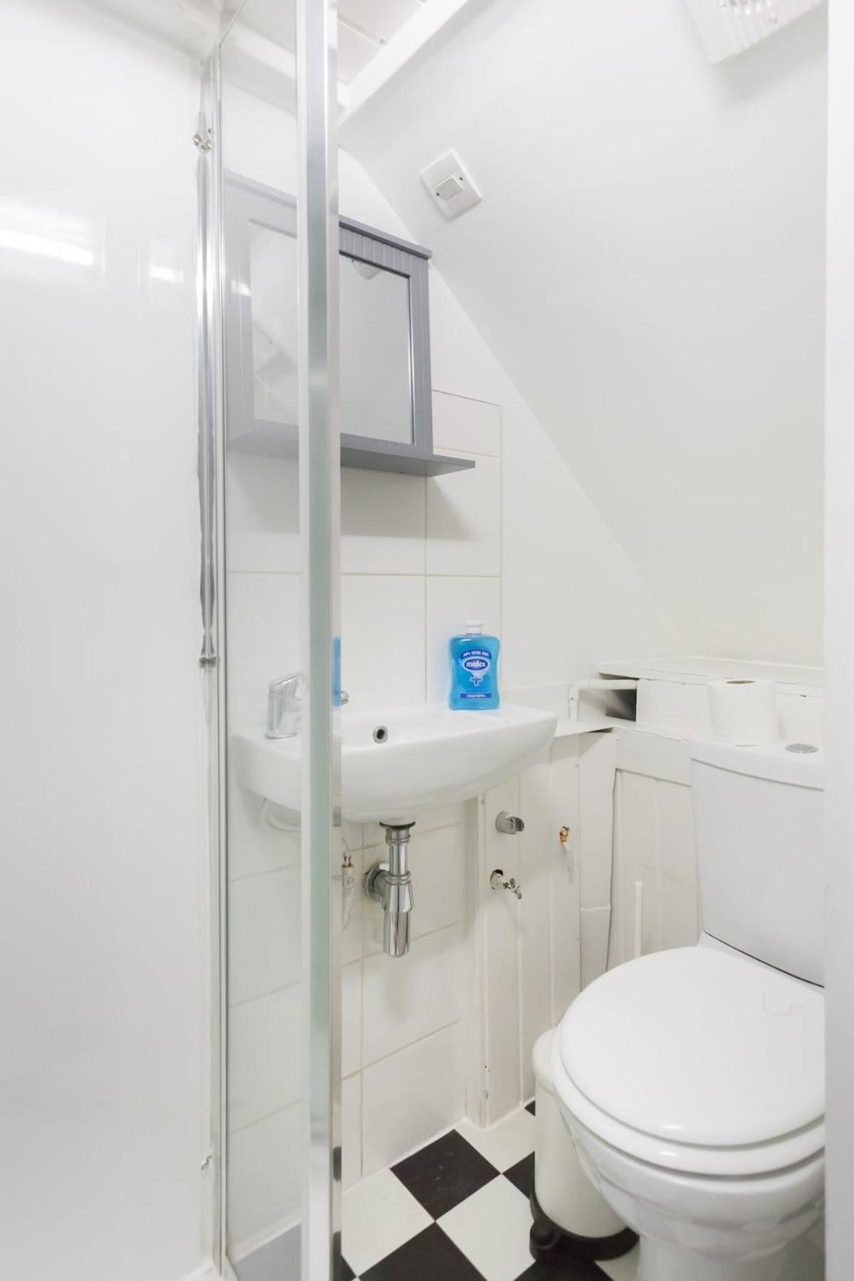Cozy Near Hyde Park Apartment London