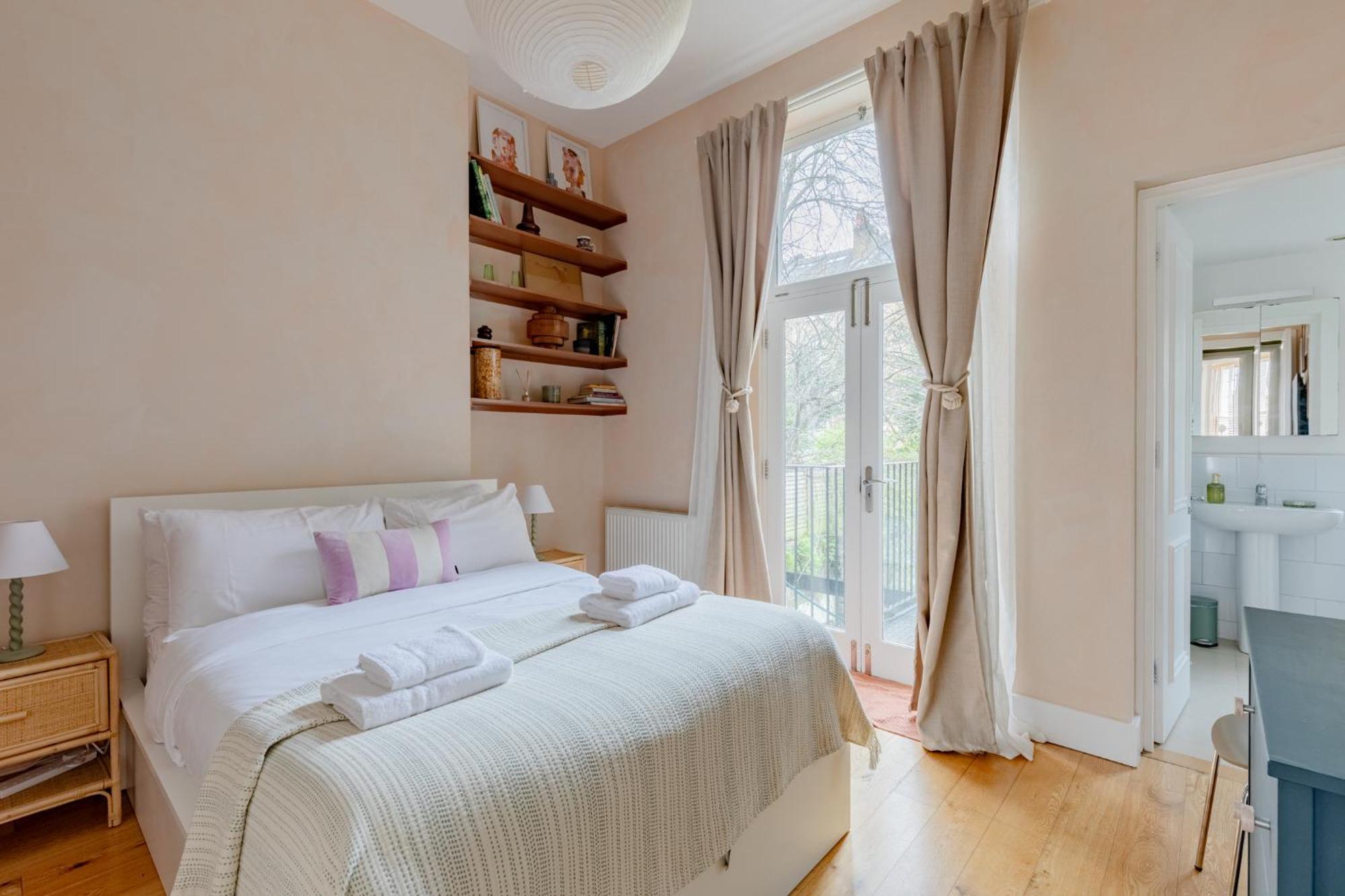 Calming 1bd Flat With Garden Ladbroke Grove London