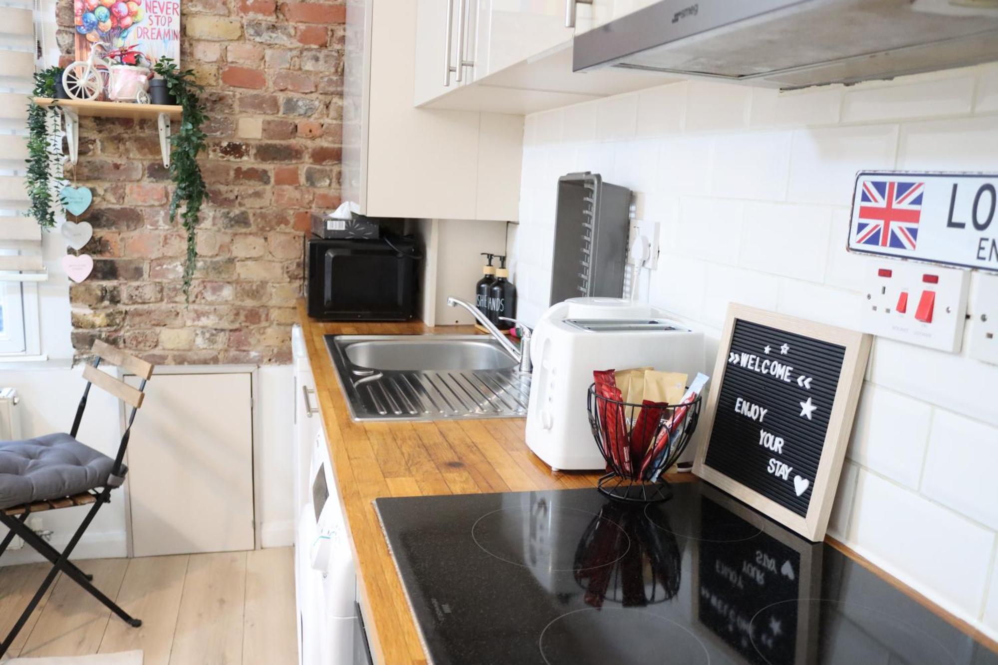 Stylish - Private Bathroom, 15mins To London! *