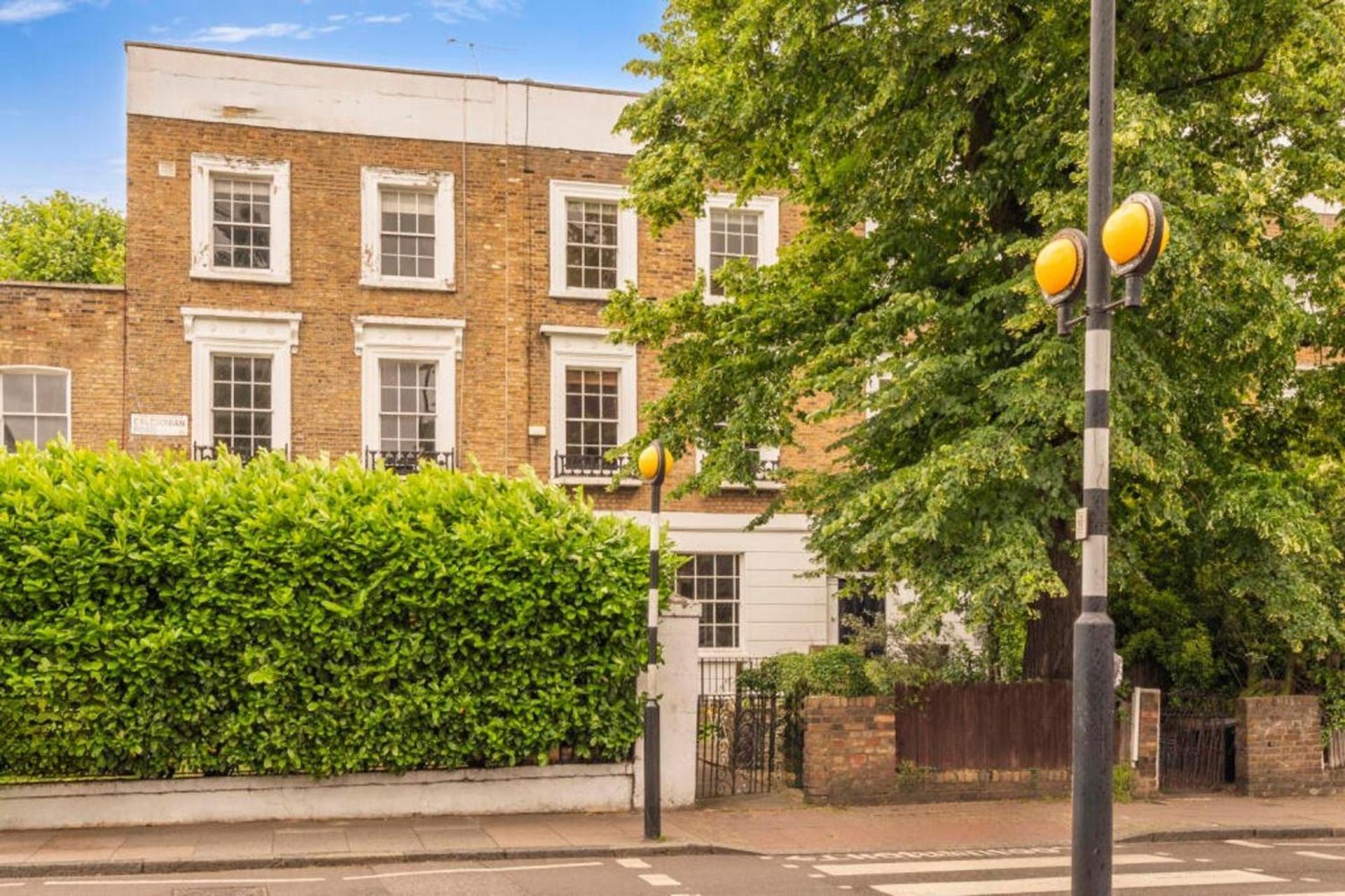 Holiday home Caledonian House In London
