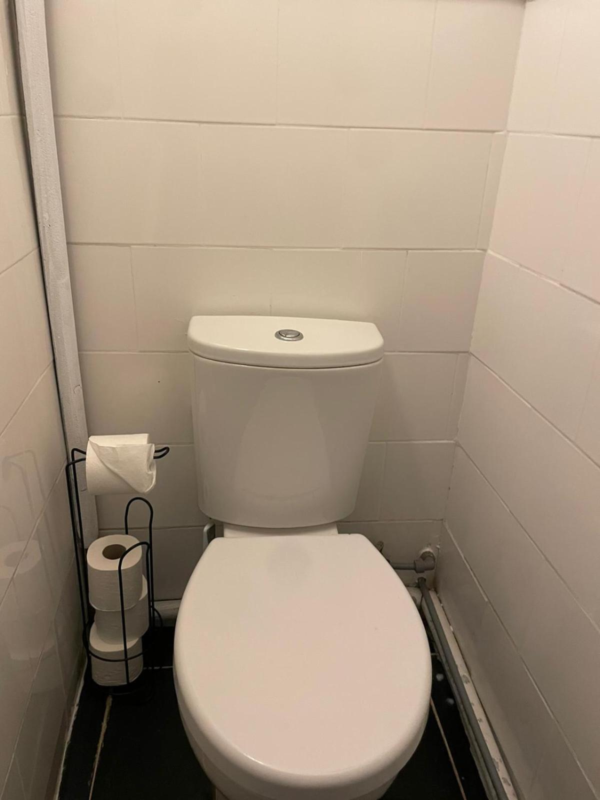 Pensión Cosy Double A Stones Throw From Wembley Stadium Londres