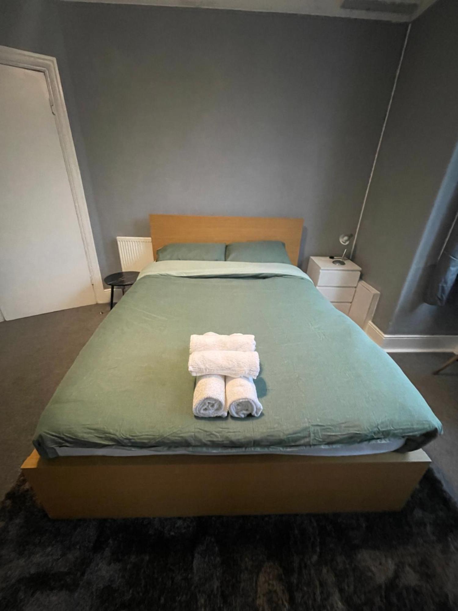 Cosy Double A Stones Throw From Wembley Stadium Pensión Londres