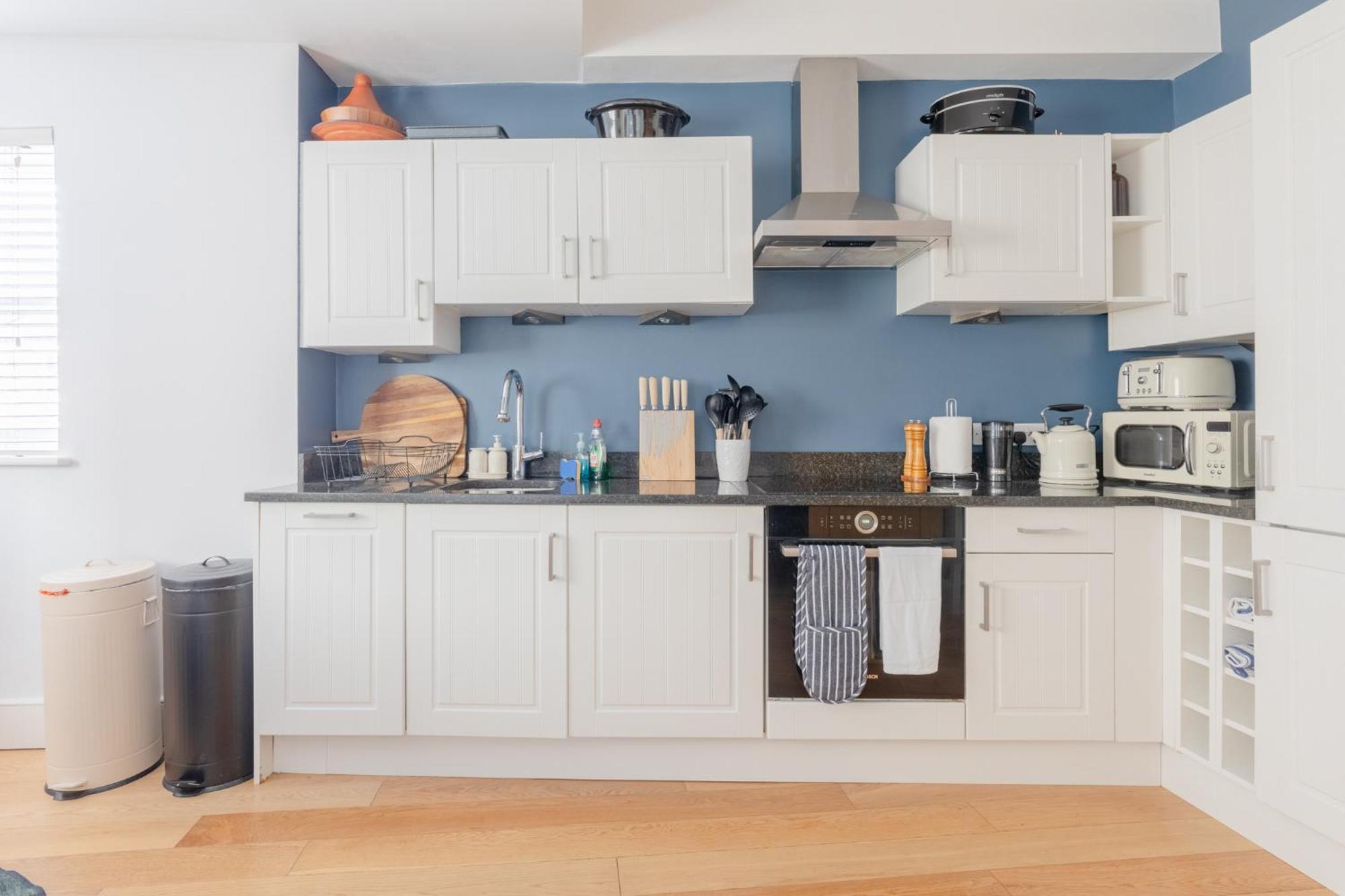 Beautifully Designed 1bd Flat Near Balham Station