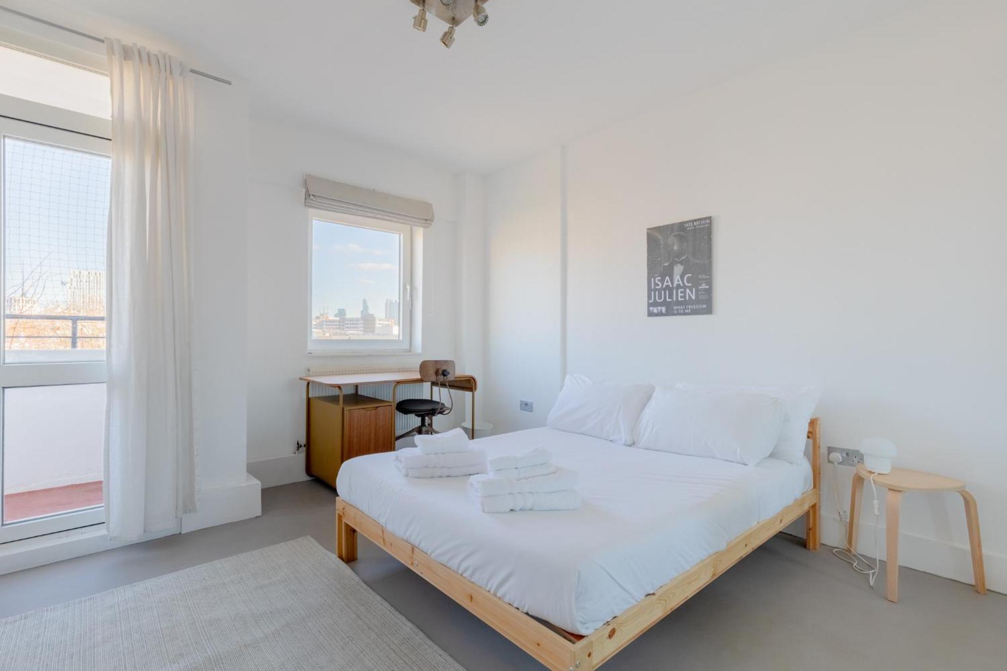 Fantastically Located 4bd Flat Clerkenwell *