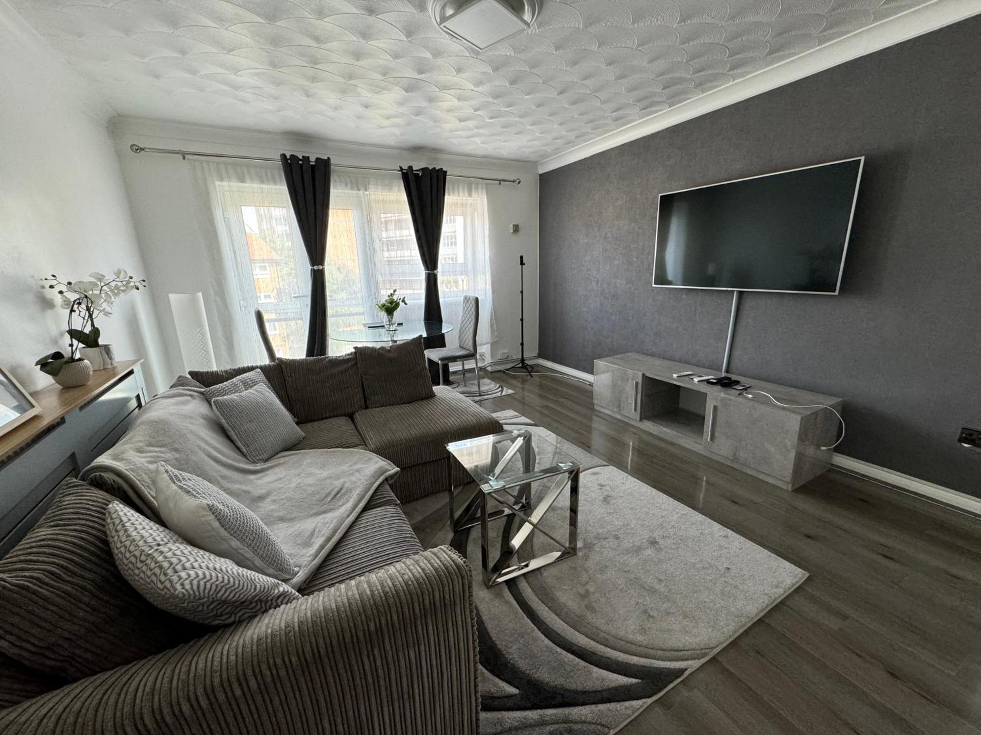 East Flat Apartment London