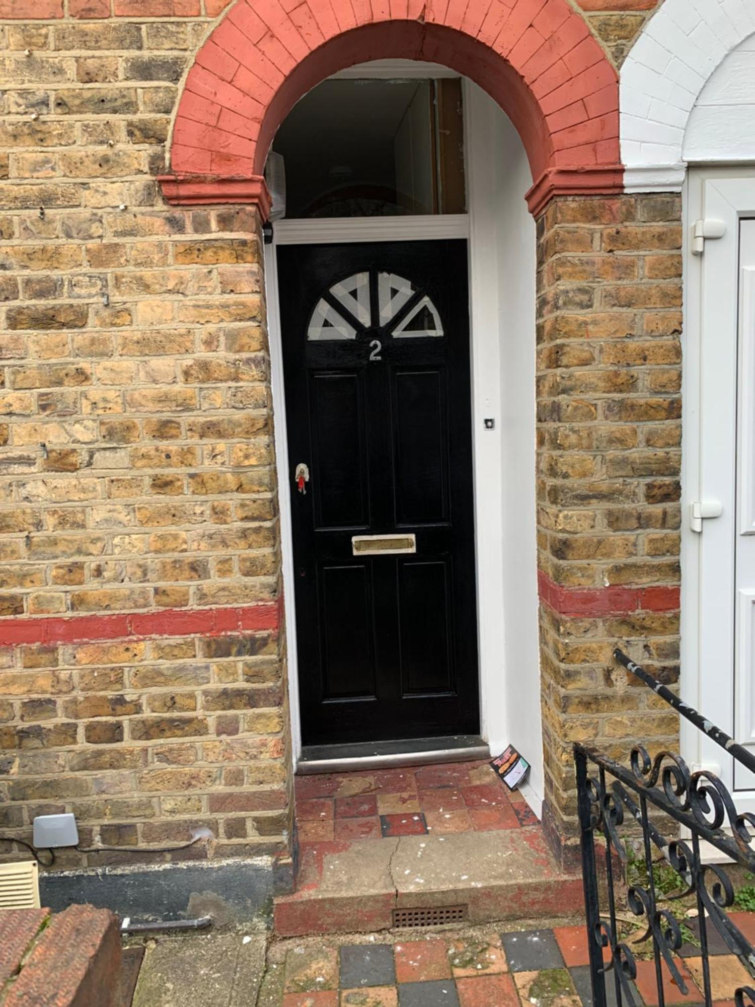 35 Mins To London. 3 Bedrooms. 2 Bathrooms With Garden Сasa de vacaciones