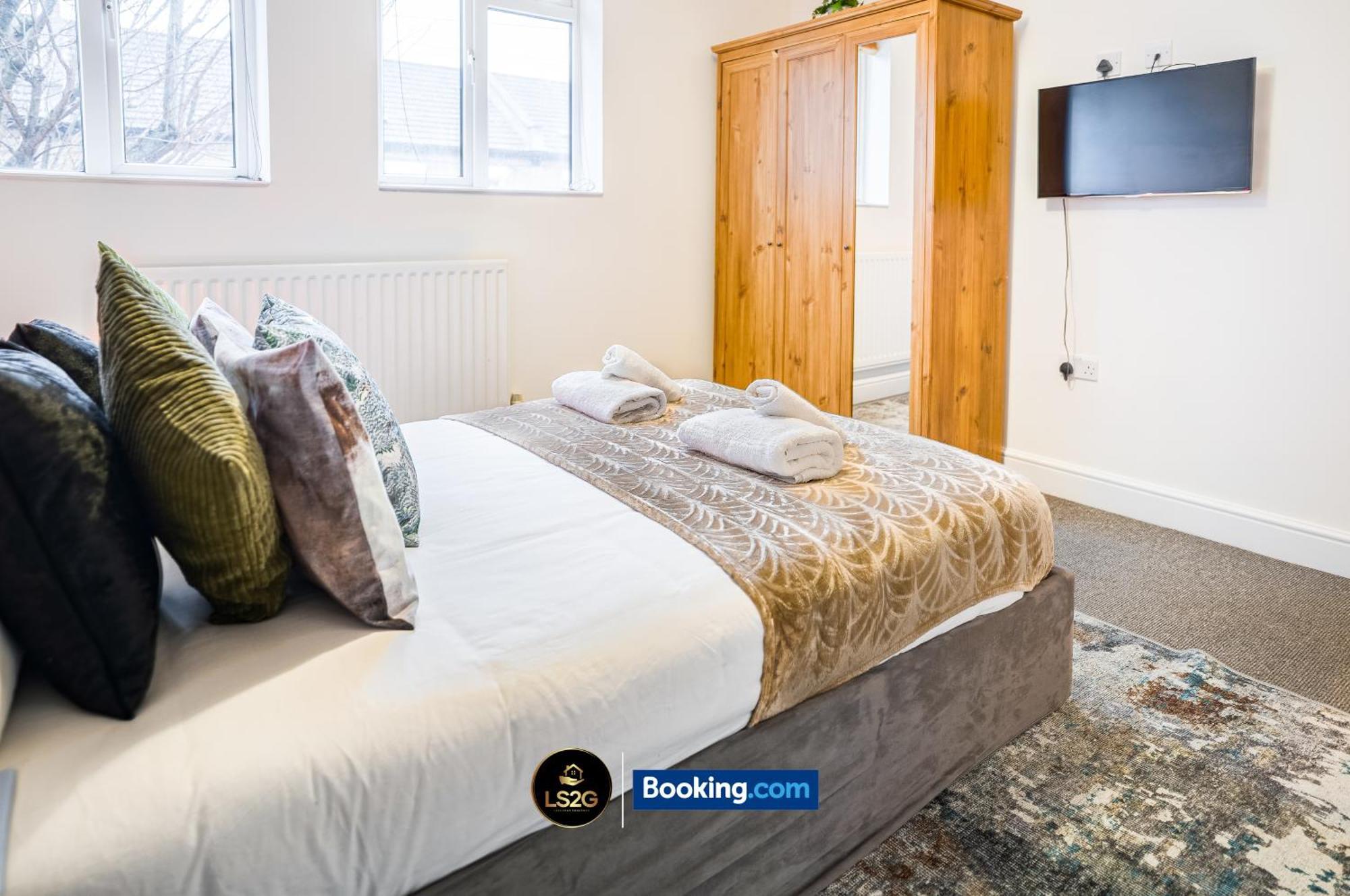 Amazing 3 Bedroom By Ls2g Short Lets & Serviced Greater With Free Wifi Londen