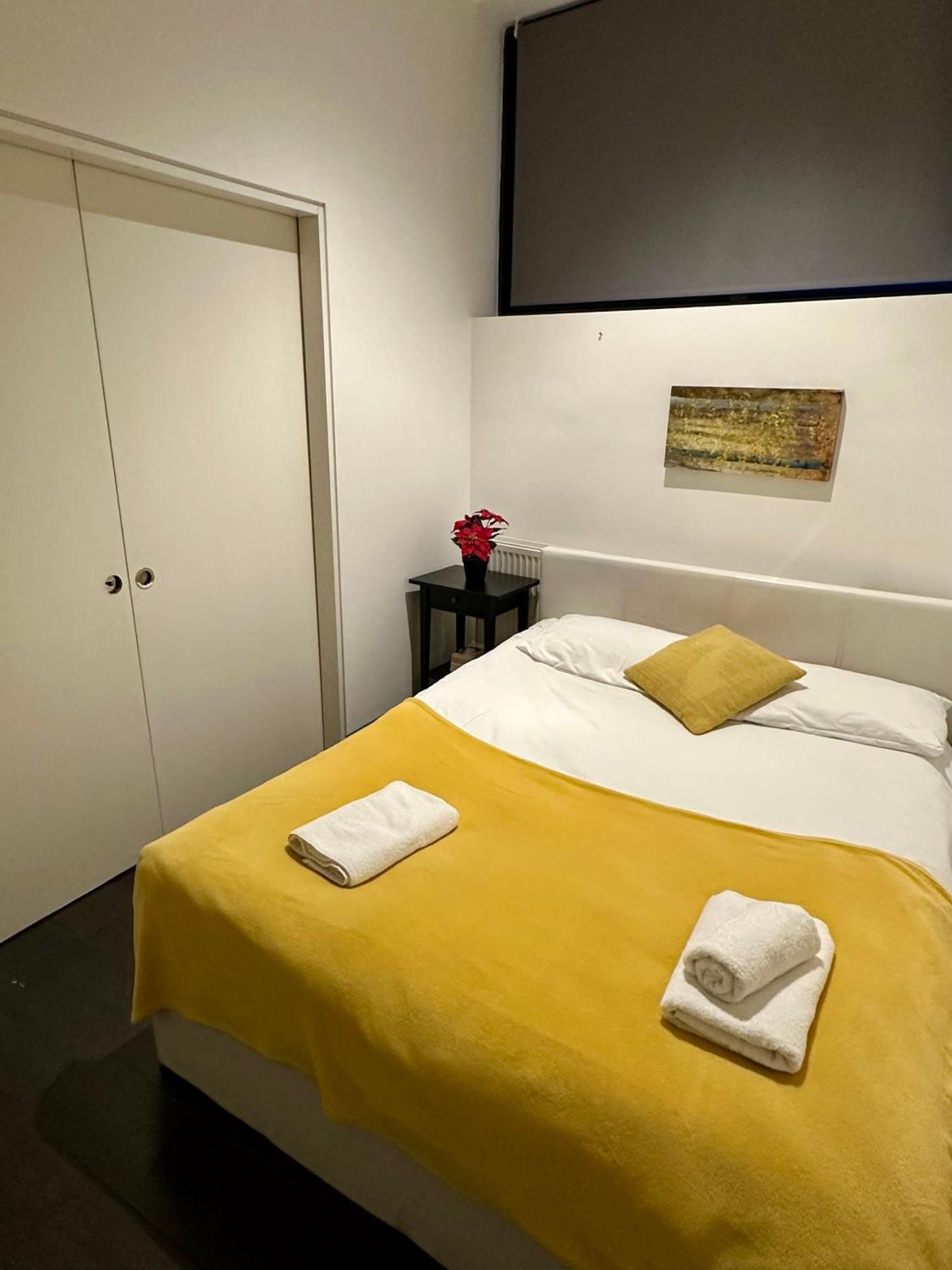 Regent Apartment *