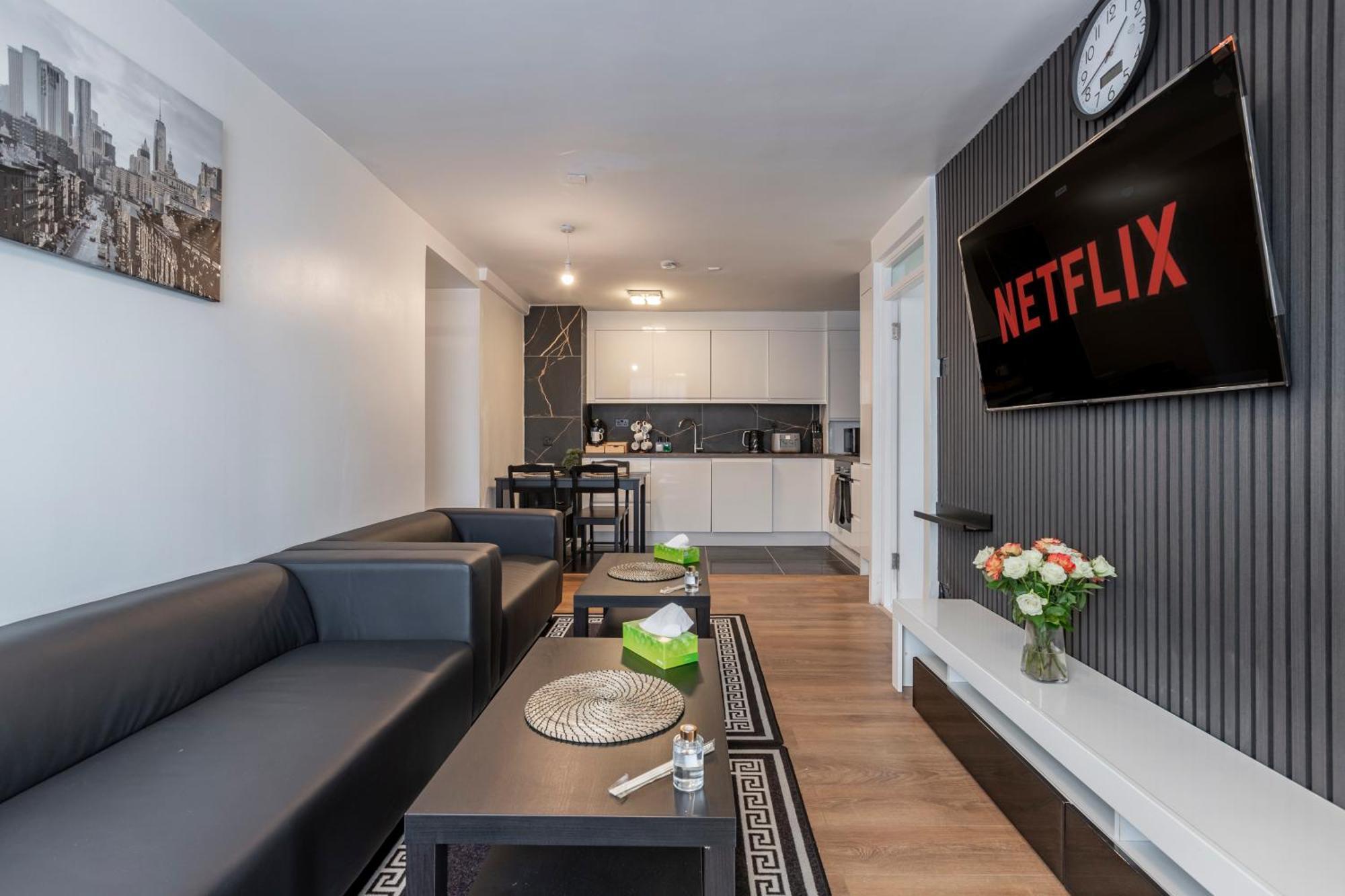 Shepherds Haven Luxury 4 Bed Flat With Self Check In Appartement *