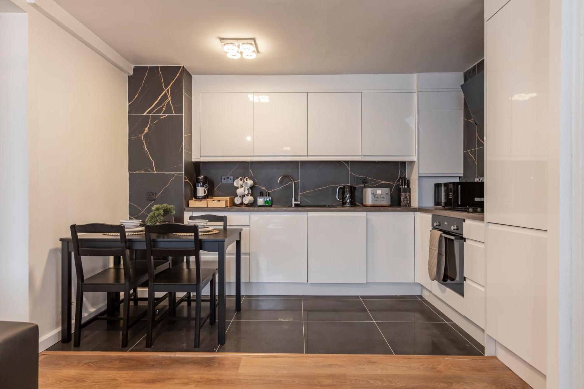 Appartement Shepherds Haven Luxury 4 Bed Flat With Self Check In *