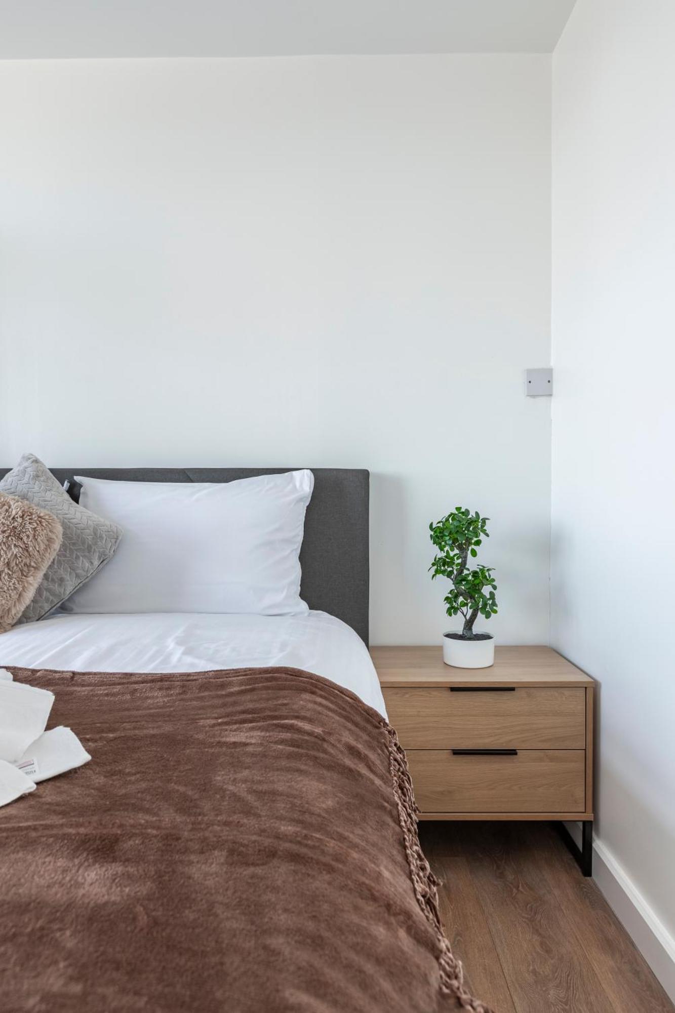 Shepherds Haven Luxury 4 Bed Flat With Self Check In Appartement