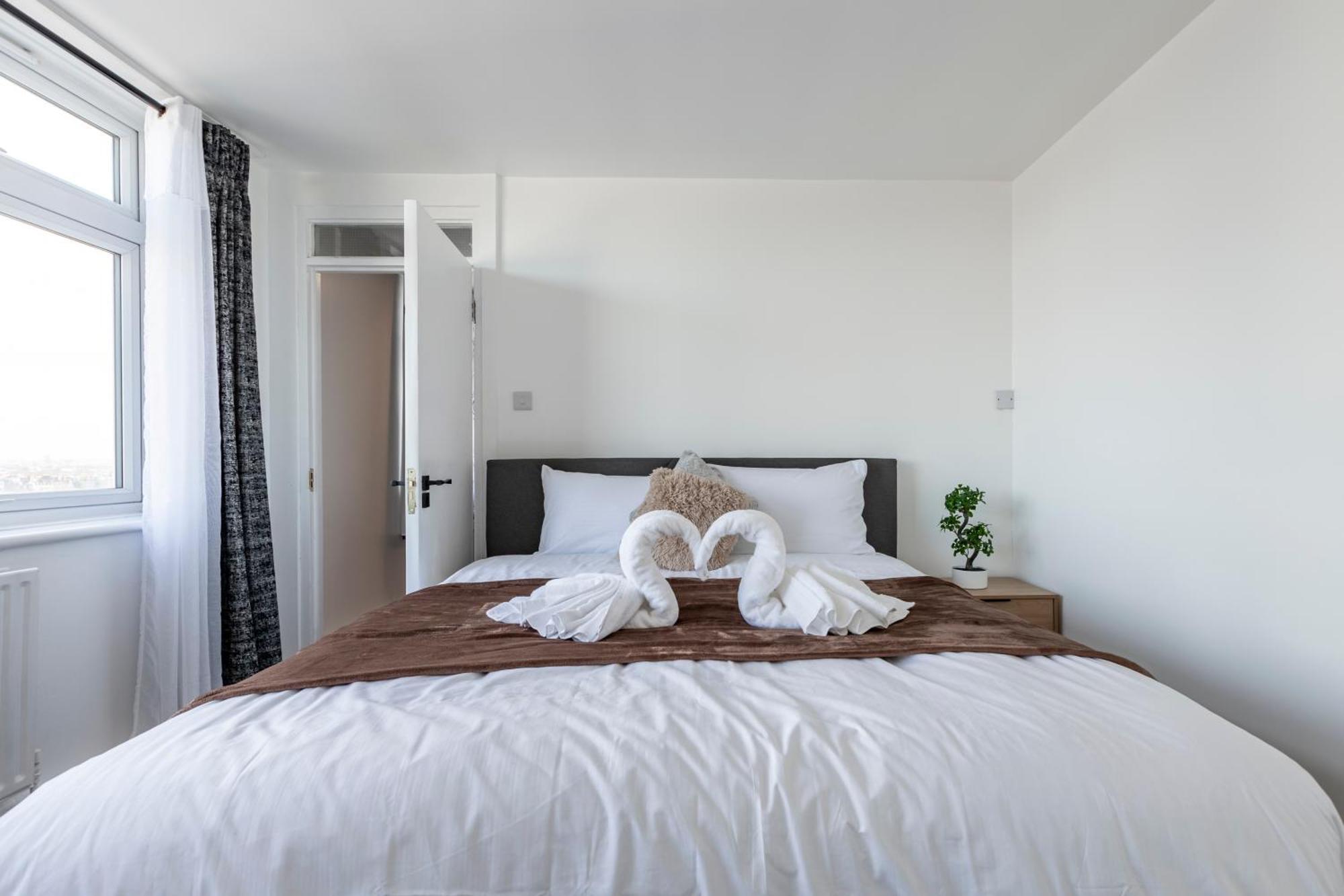Shepherds Haven Luxury 4 Bed Flat With Self Check In Appartement