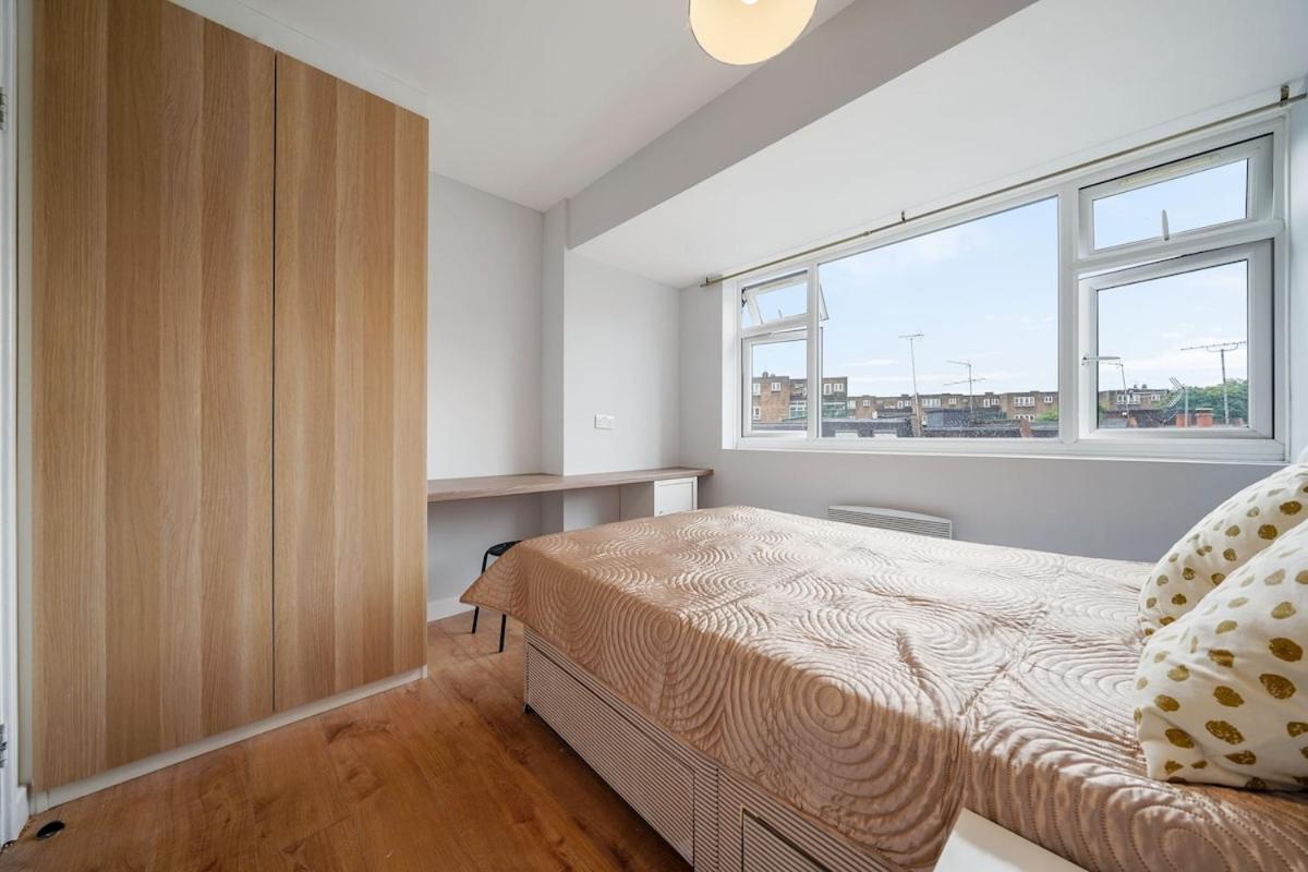 4 Bedroom Flat In Kensington London