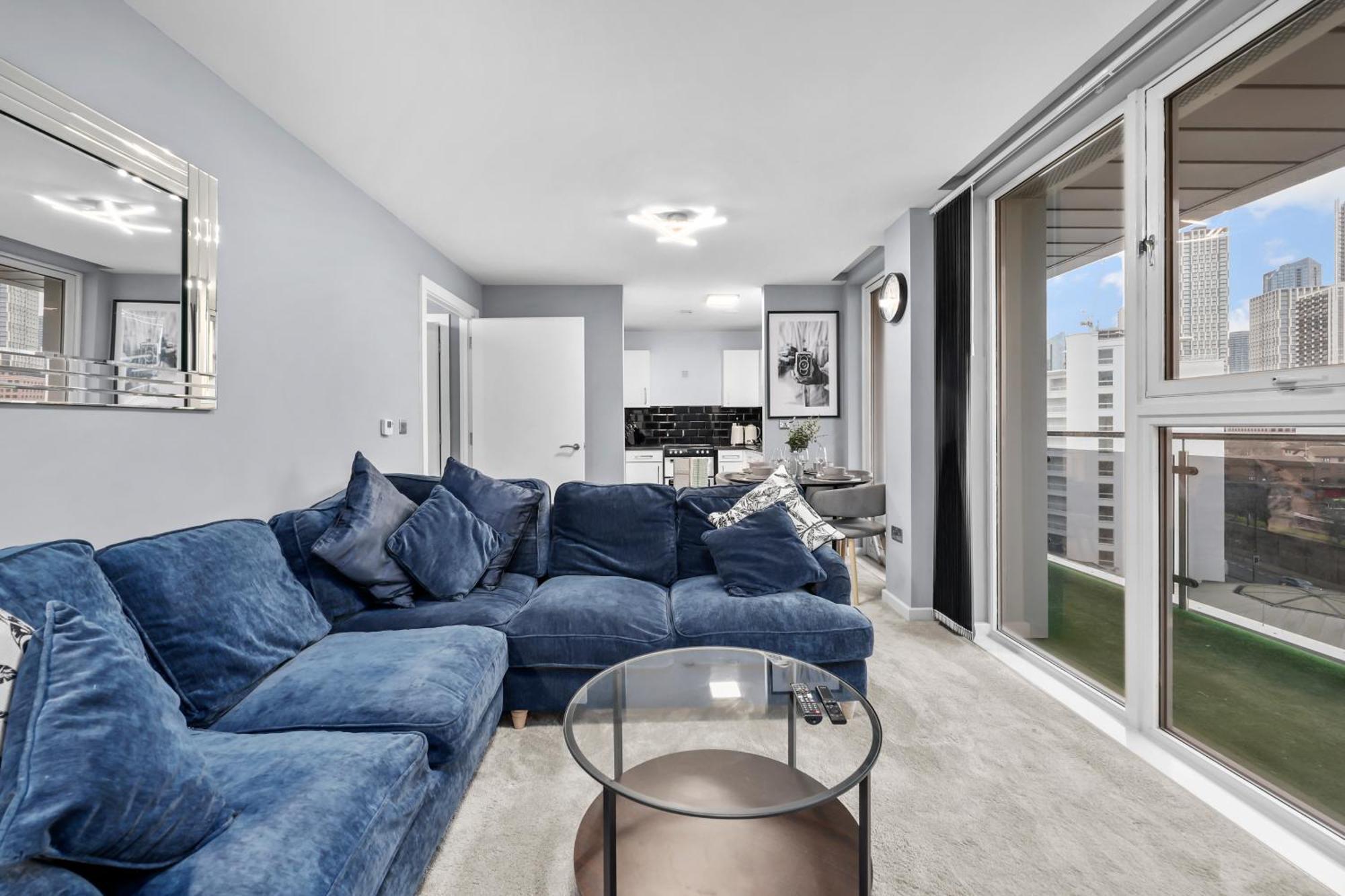 Apartment 2-bedroom Short Term & Flexible Renting Canary Wharf *