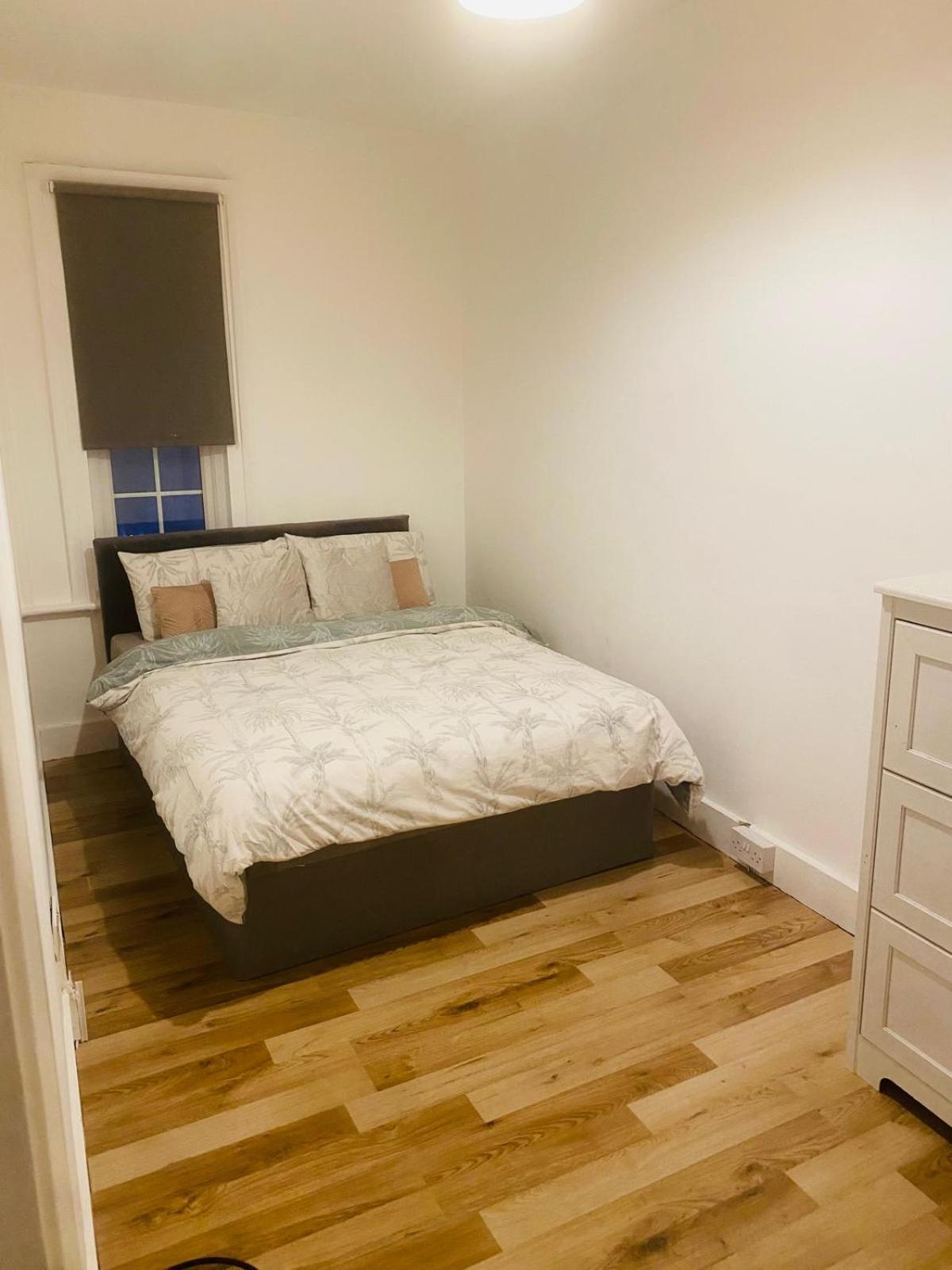 1 Bed Flat In Little Venice Apartment London