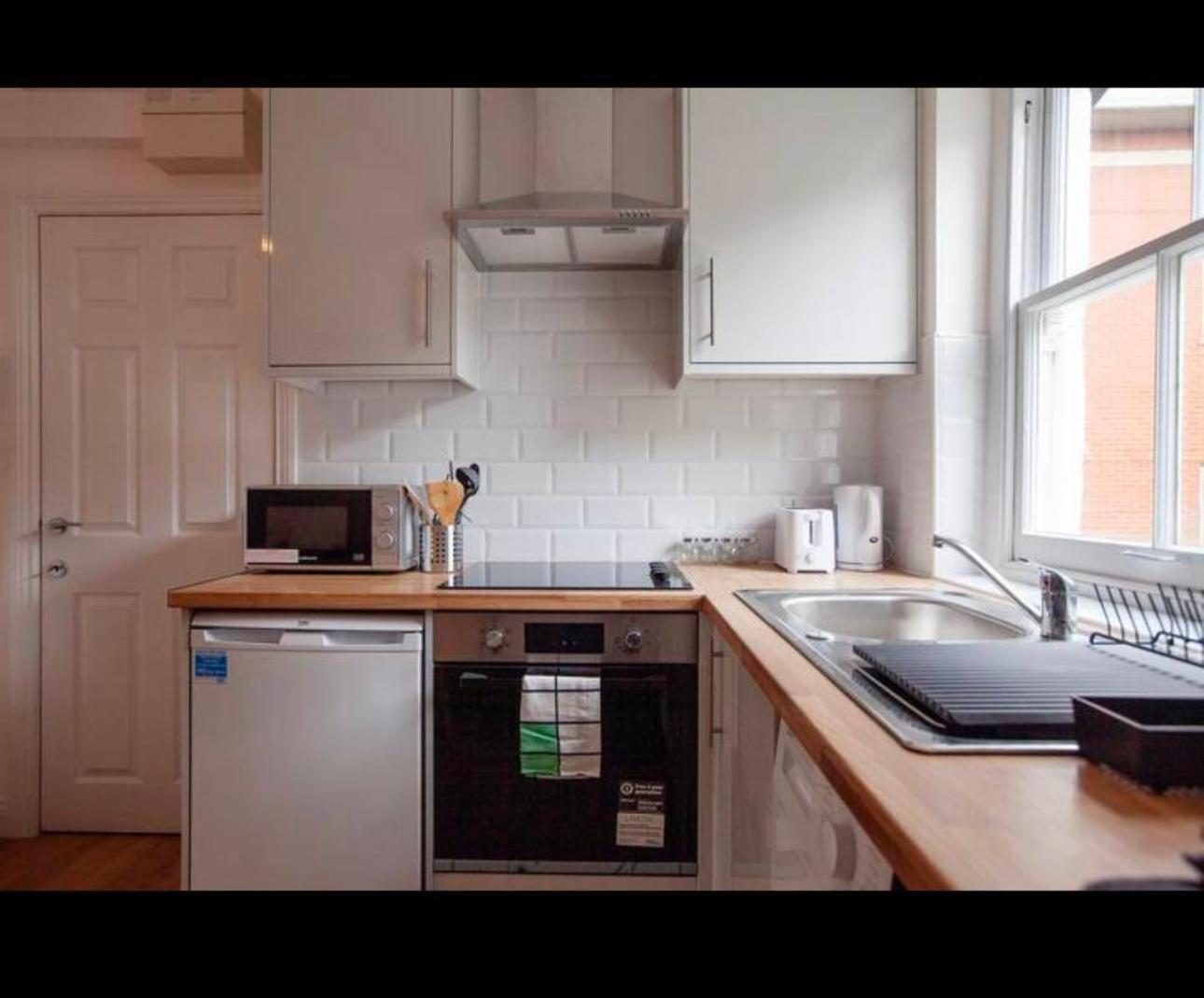 Apartment Cozy & Flat For 3 ! London