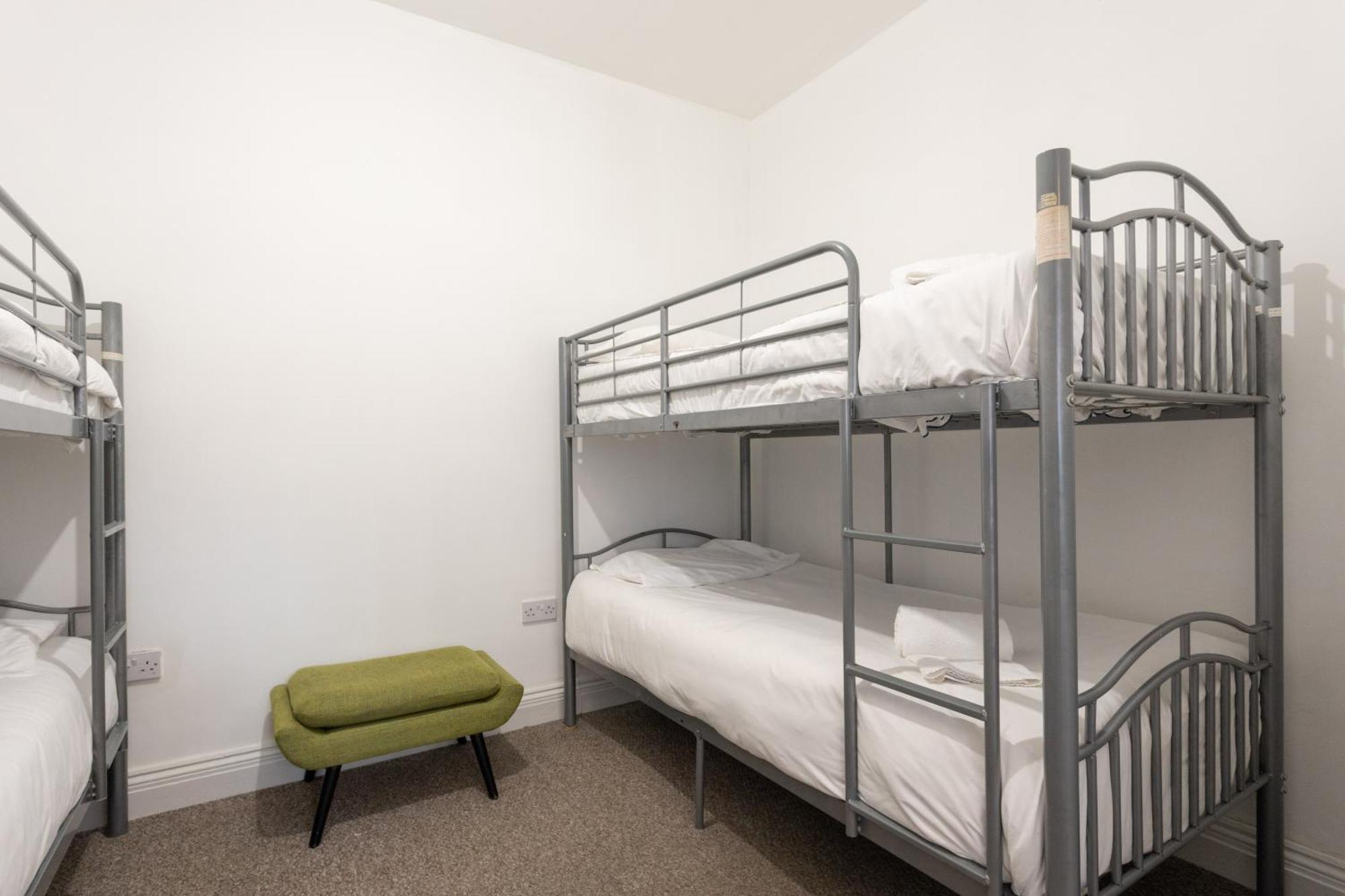 Hostal 270 Earls Court Road *