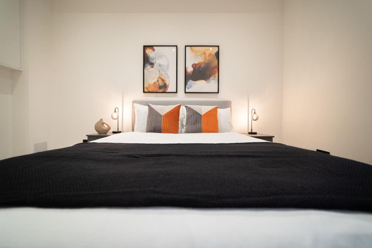 2-bed Flat Near Zoo, Ideal For Families * London