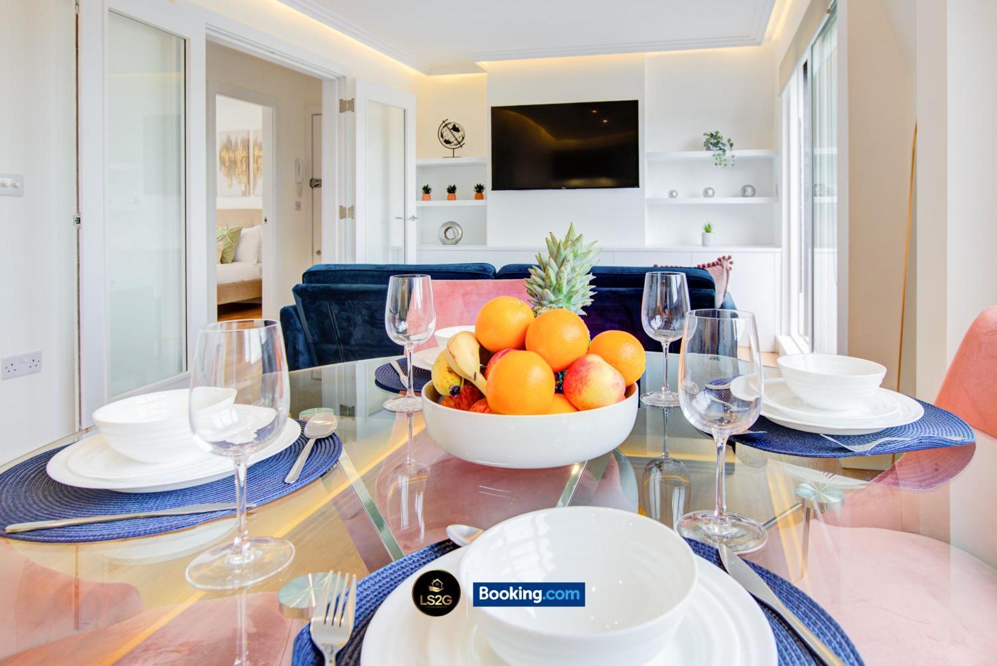 Apartment 2 Bedroom By Ls2g Short Lets & Serviced Greater With Private Balcony London