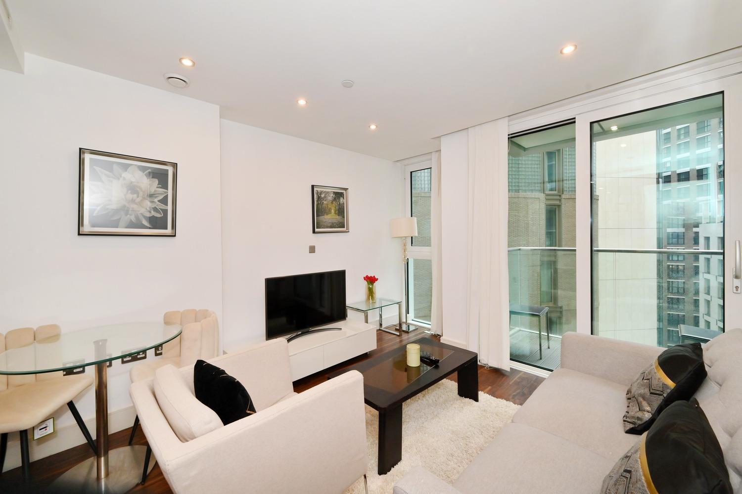 Tower Bridge - Balcony - Ac - Heated Floor - Fast Wifi - Luxurylondonstays Appartement Londen