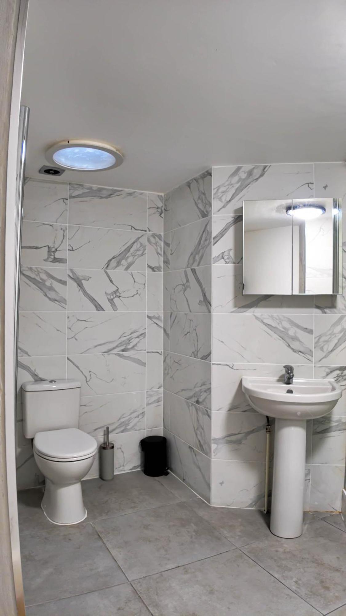 Spacious 2 Bed With Patio In Camden Wr201 * Londen