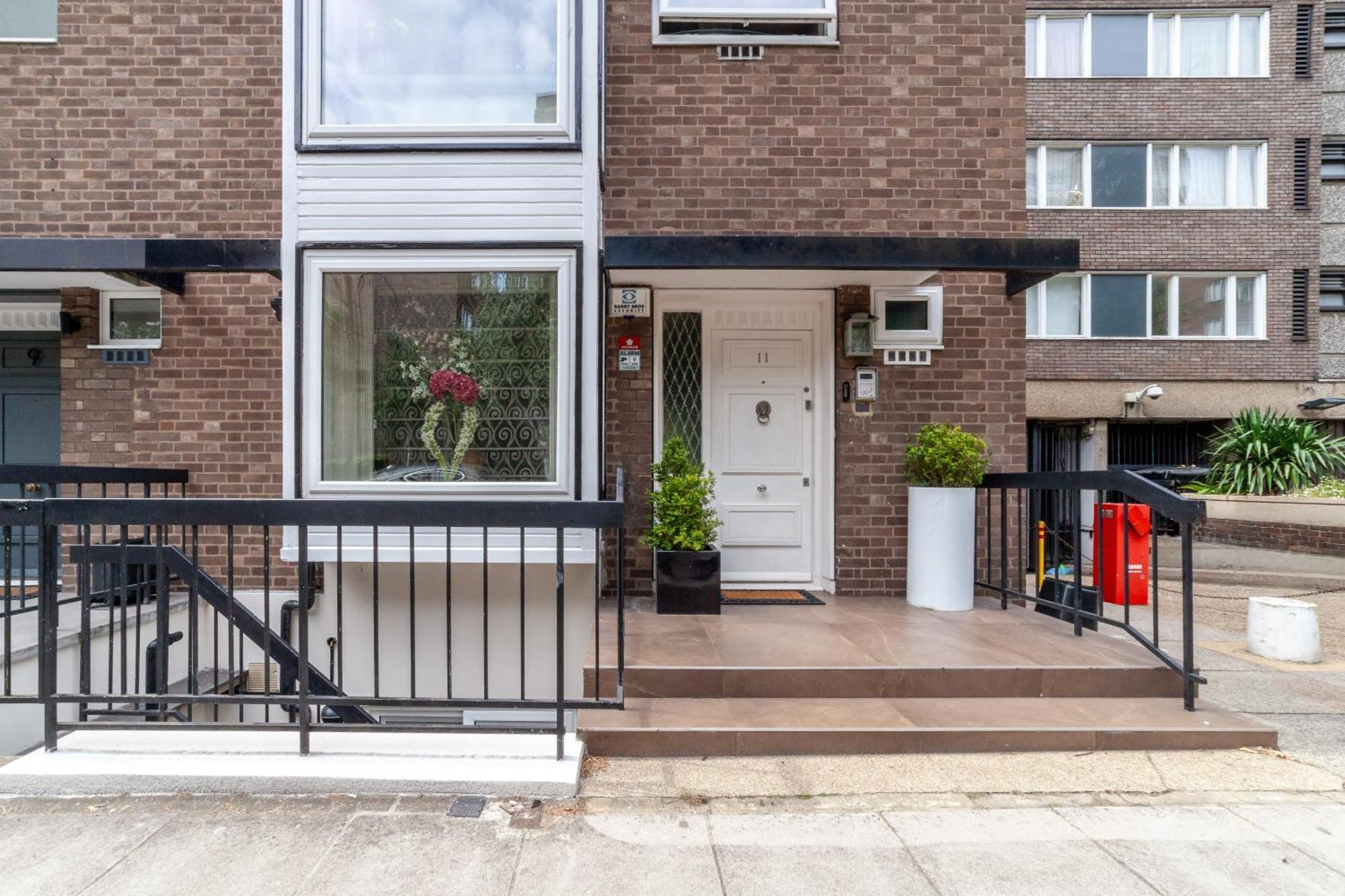 Comfortable 1br Flat, 5 Min To Hyde Park Apartment