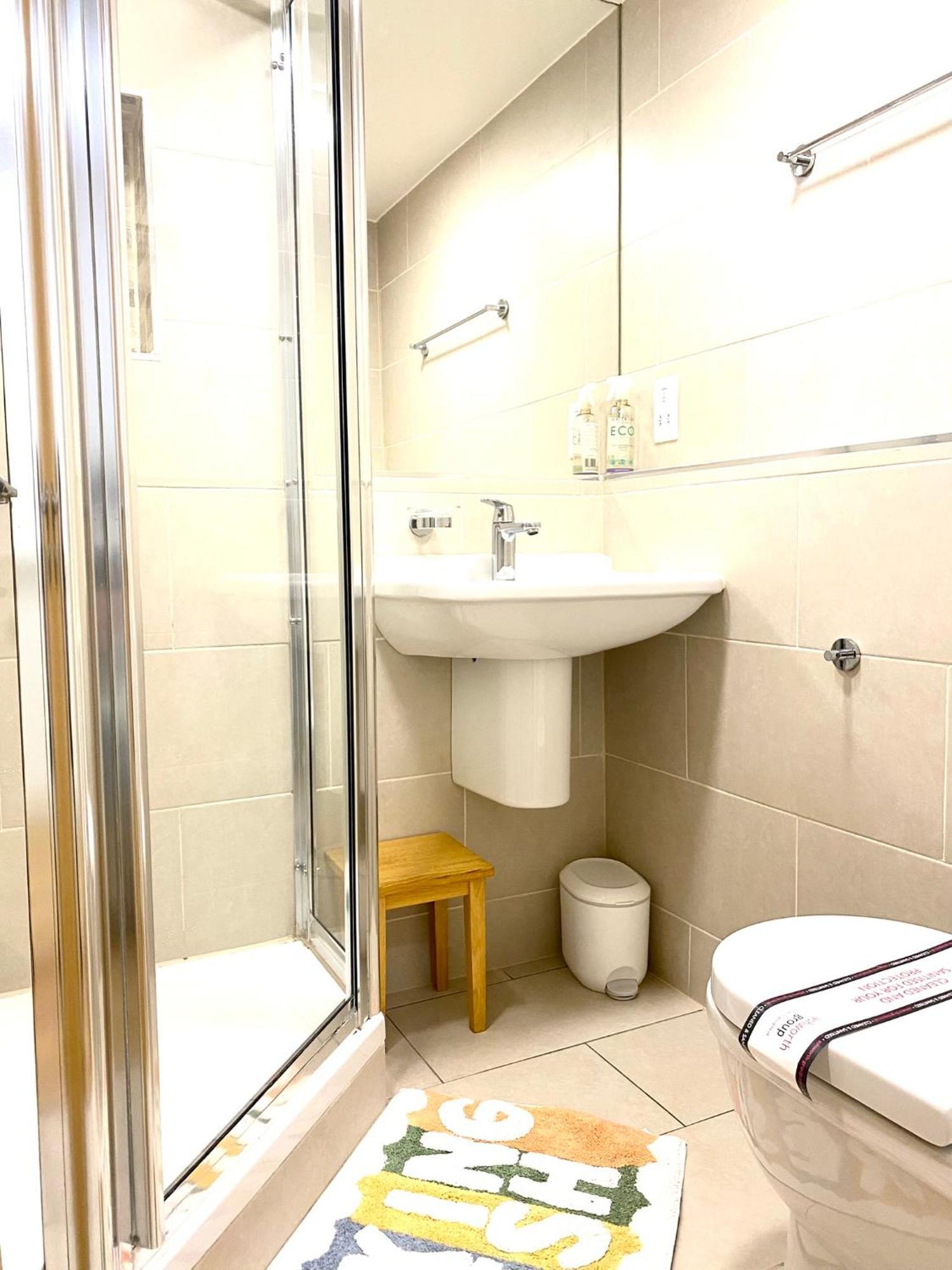 Apartment Sight Flat - Sf05 - One Flat *