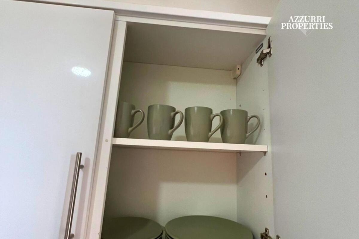 Two Bed Flat - 6 Minutes To Canning Town Station Apartment