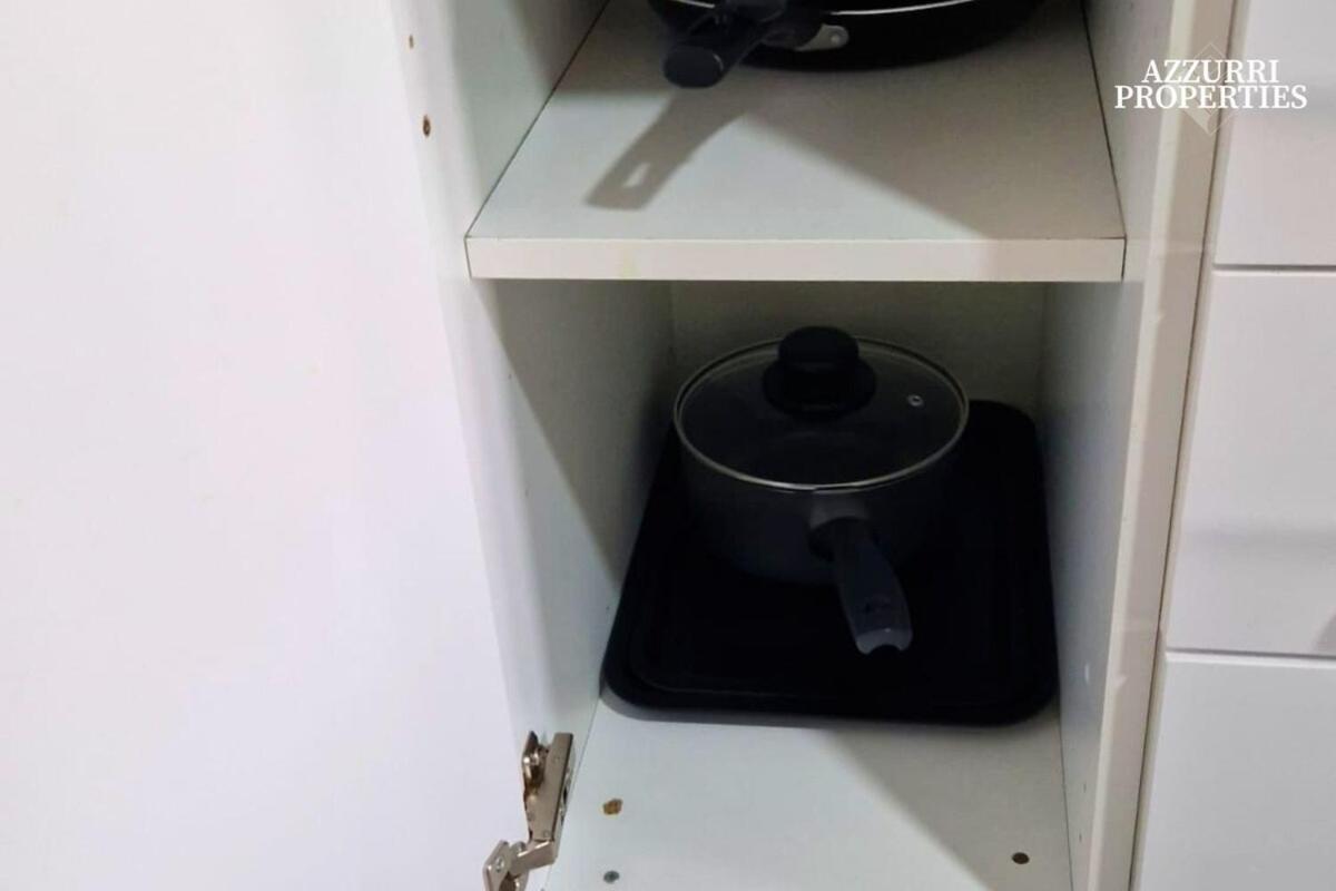 Two Bed Flat - 6 Minutes To Canning Town Station Apartment London