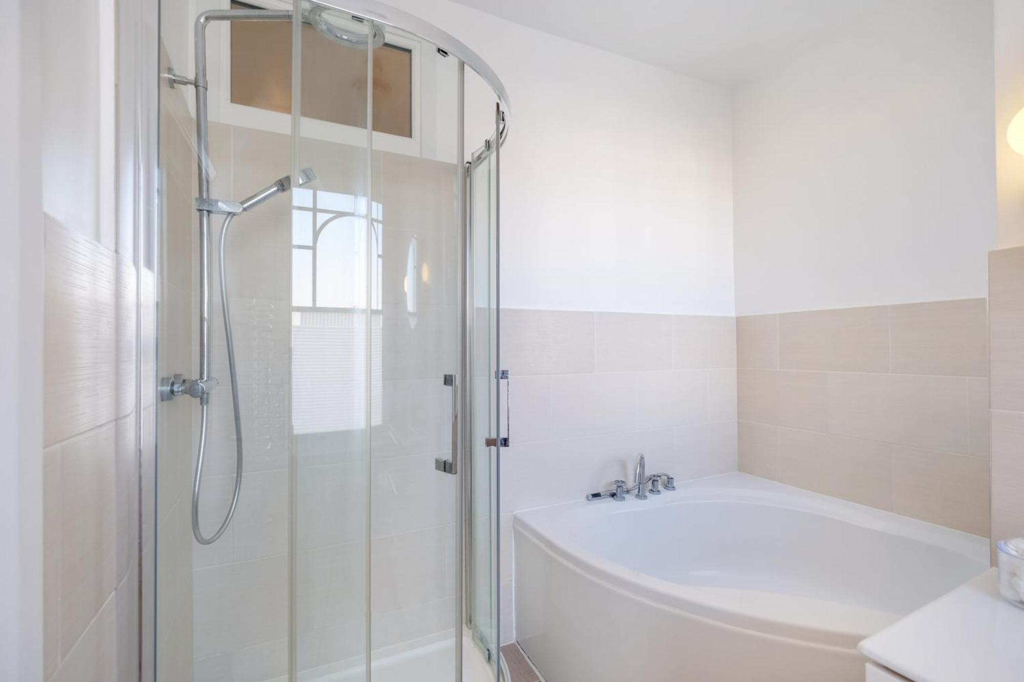 Stunning Edwardian 6-bedroom Family In Muswell Hill London