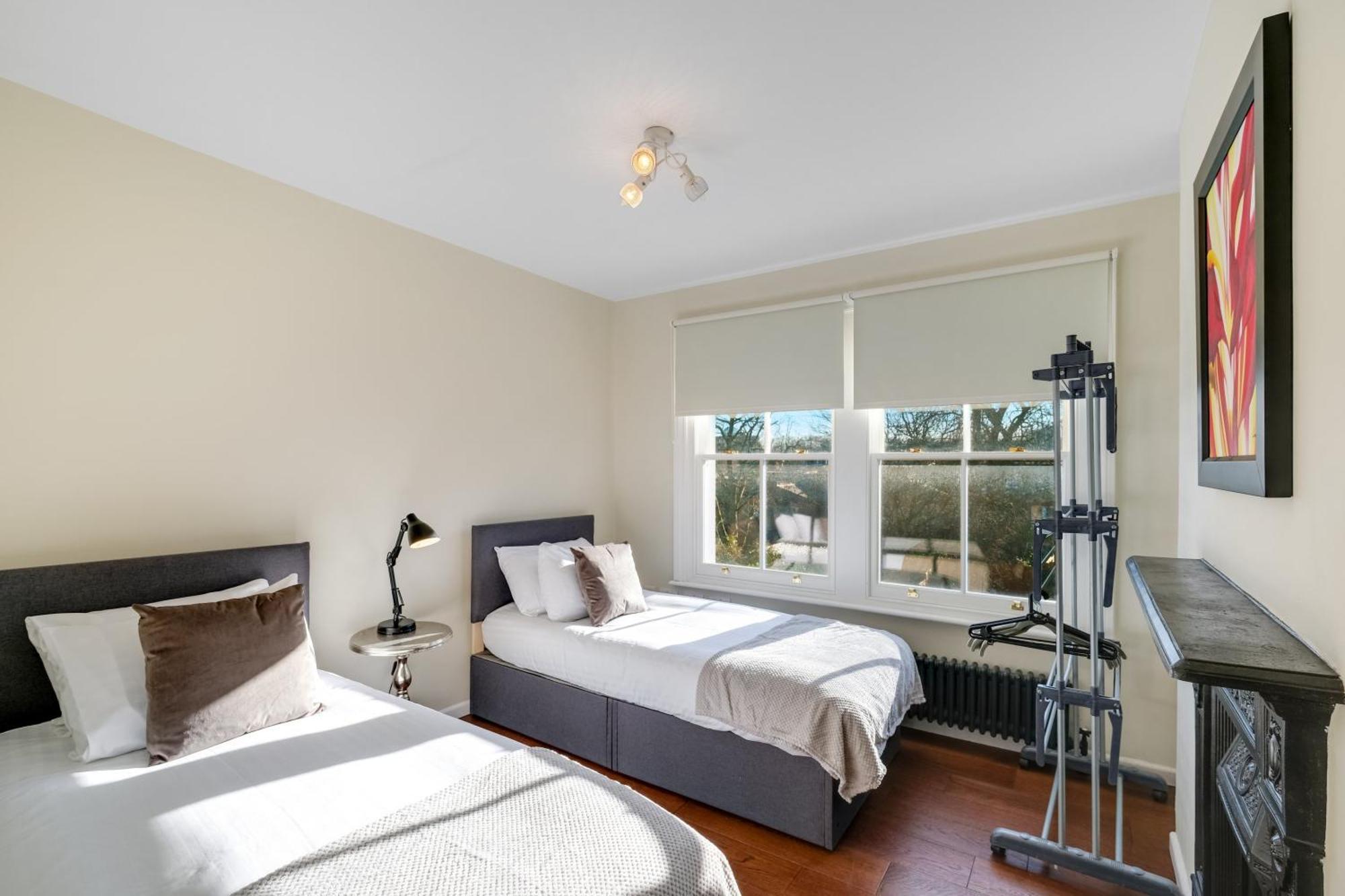 Stunning Edwardian 6-bedroom Family In Muswell Hill London