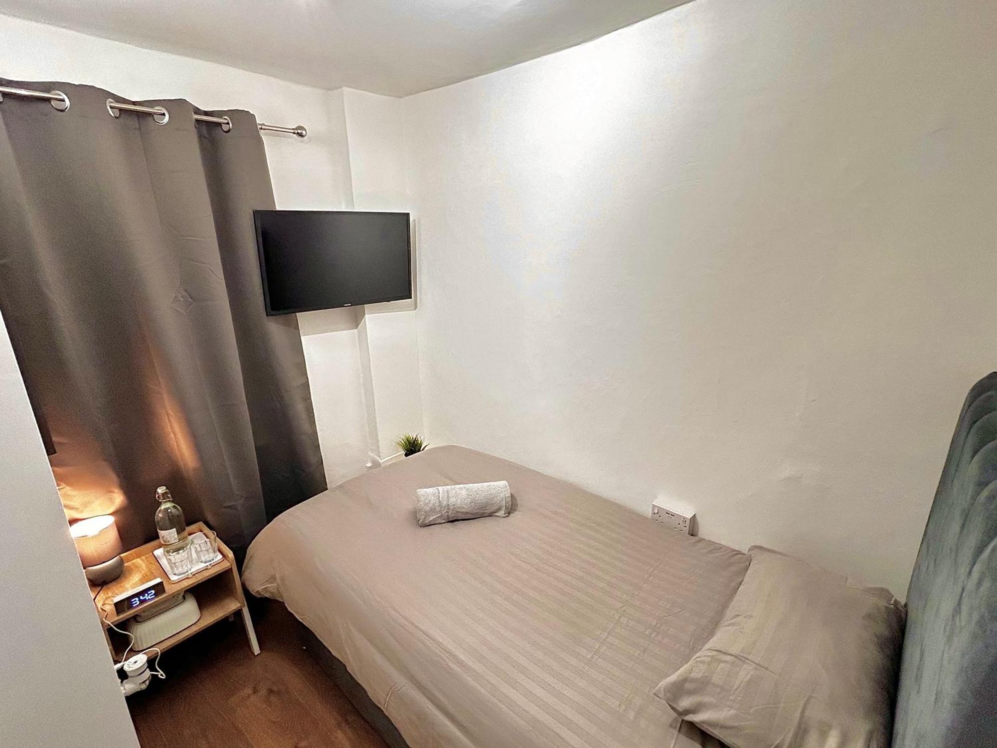 Guest house The Prestige - London
